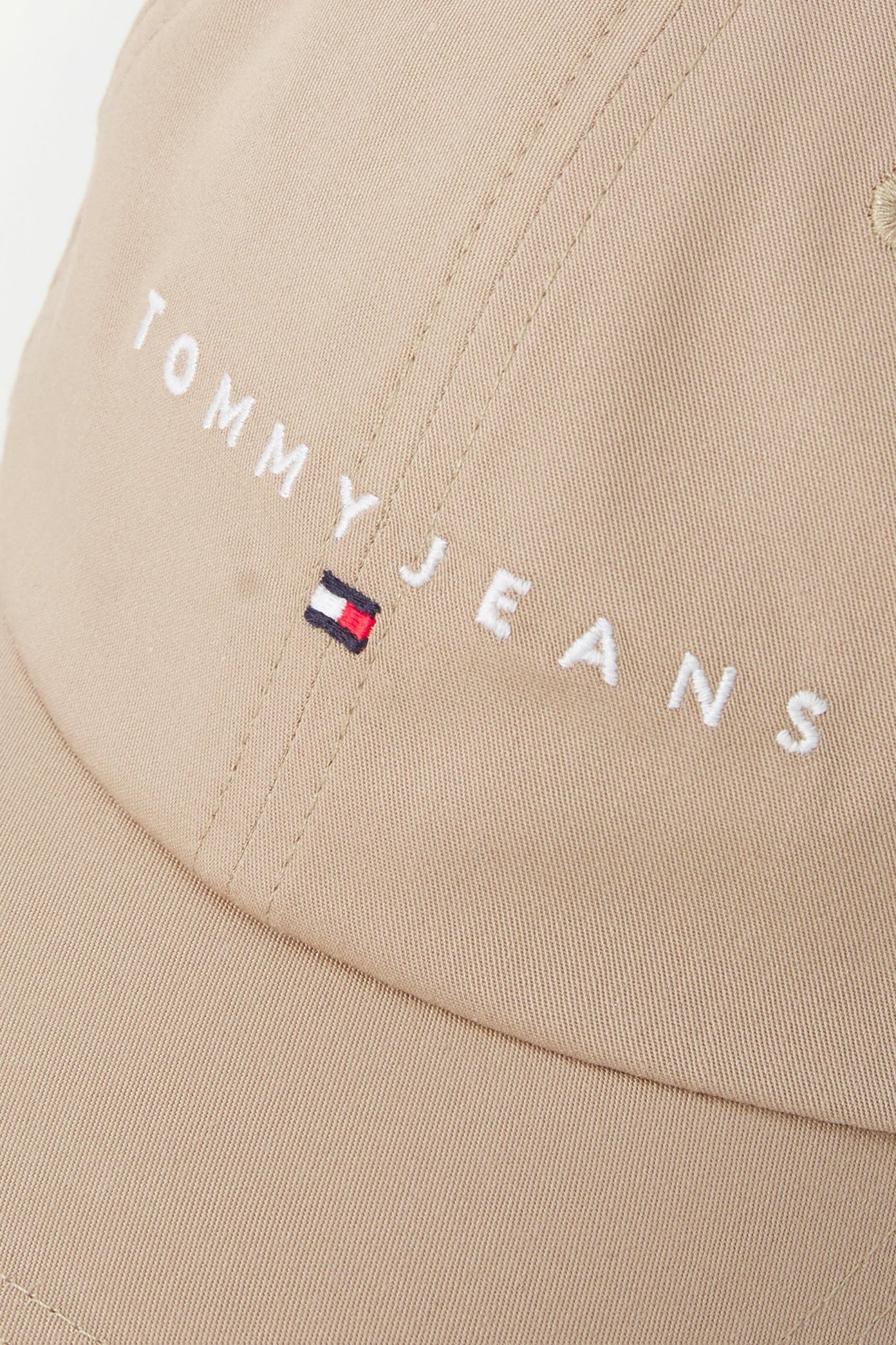 TOMMY JEANS TJM LINEAR LOGO CAP en color MARRON  (4)