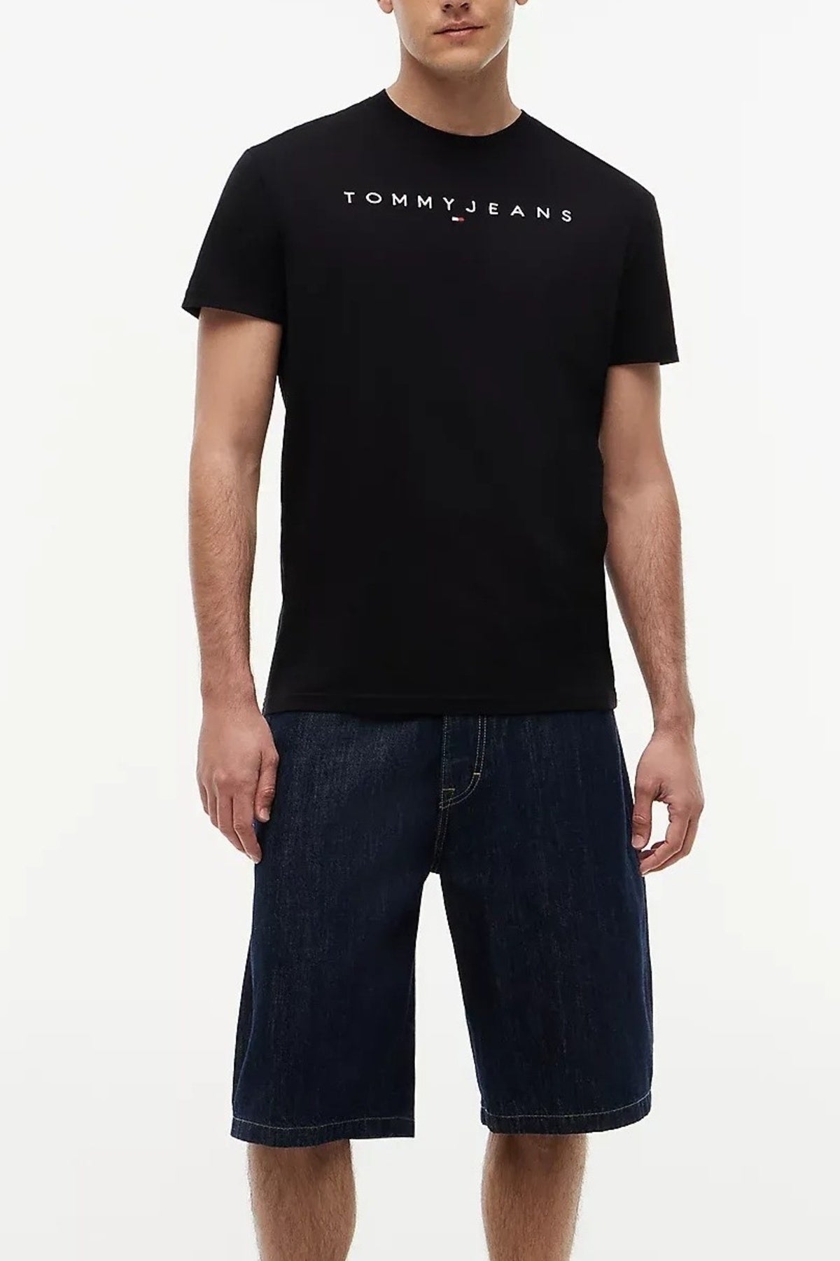 TOMMY JEANS REG LINEAR en color NEGRO  (1)