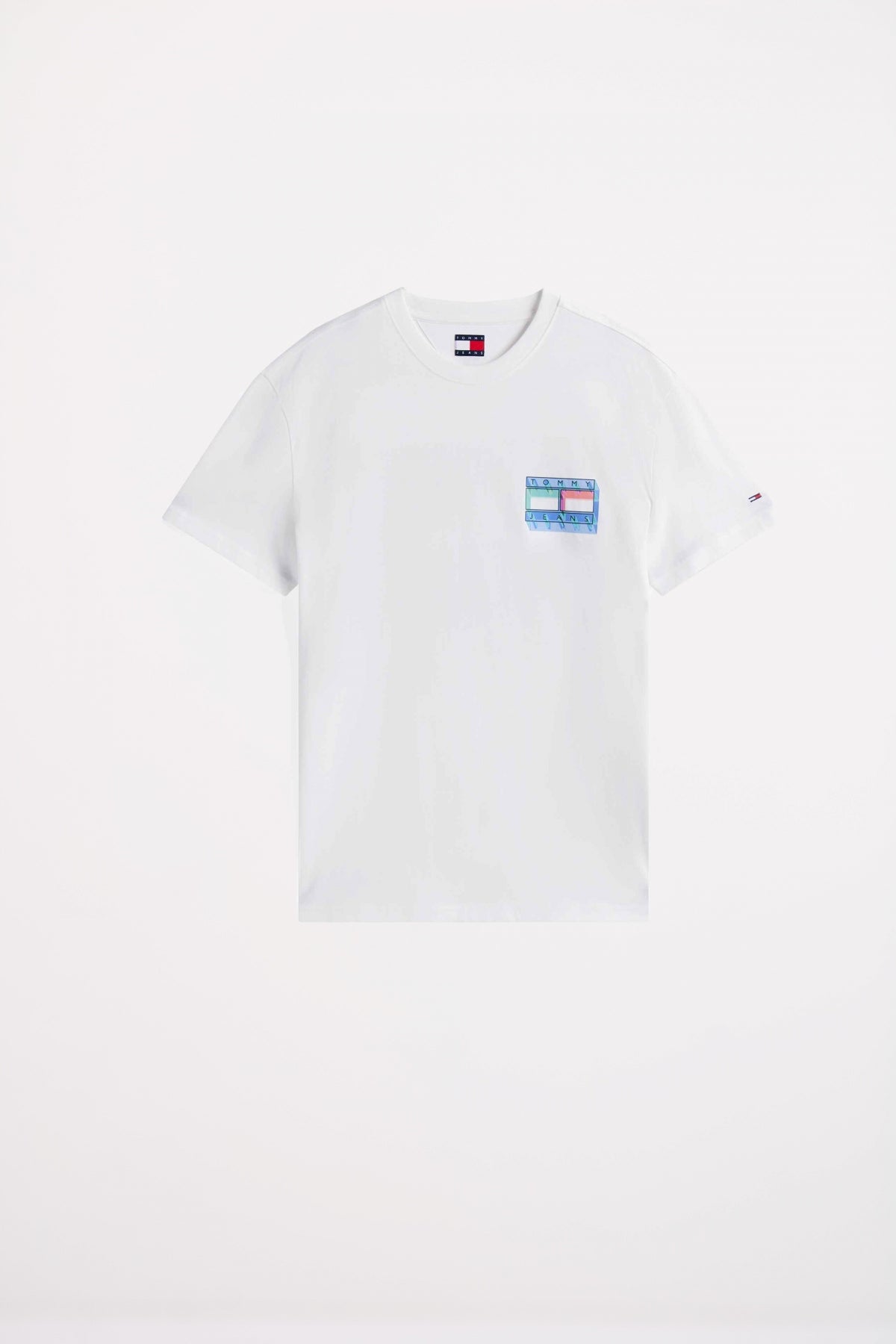 TOMMY JEANS TJM REG DNA FLAG PLAY TE en color BLANCO  (2)