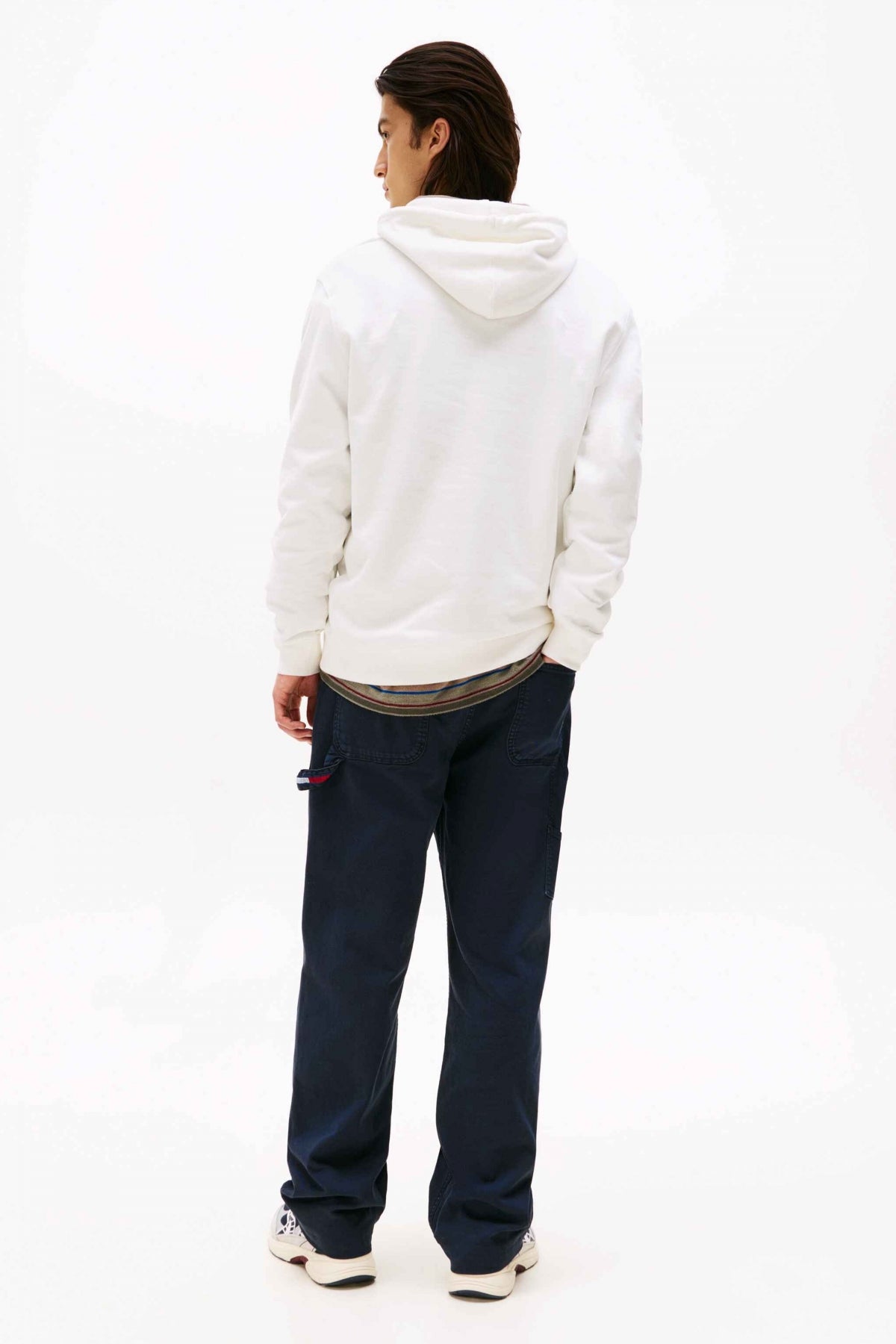 TOMMY JEANS TJM REG DNA HOODIE EXT en color BLANCO  (3)