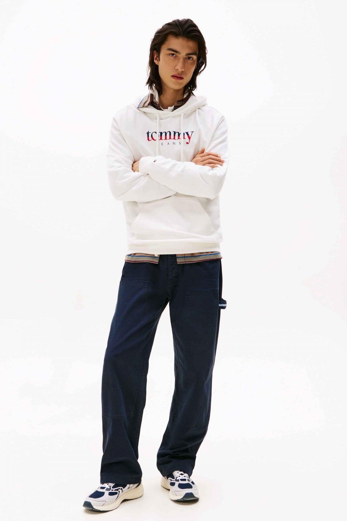 TOMMY JEANS TJM REG DNA HOODIE EXT en color BLANCO  (4)