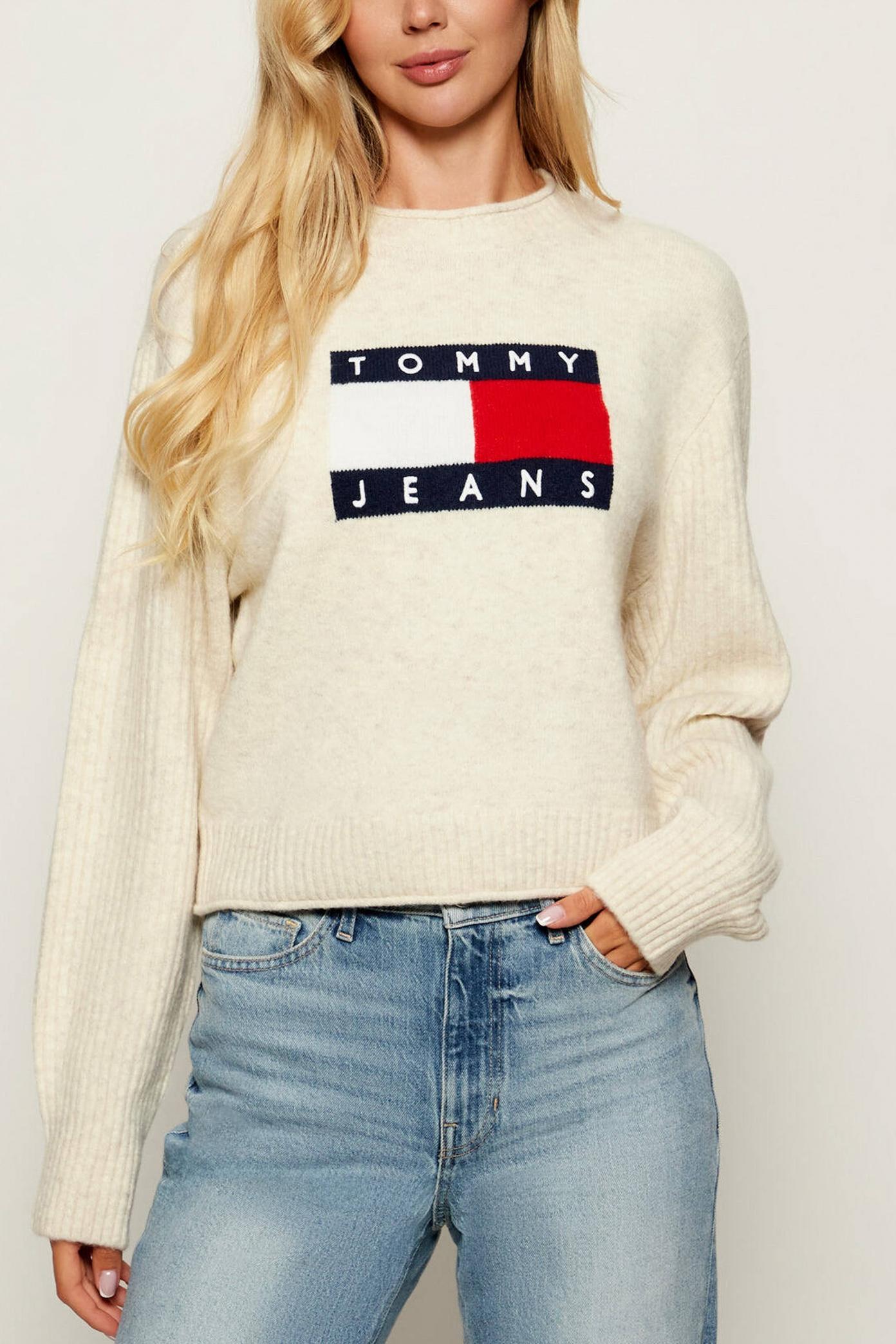 TOMMY JEANS TJW MELANGE FLAG SWEATER en color BLANCO  (2)