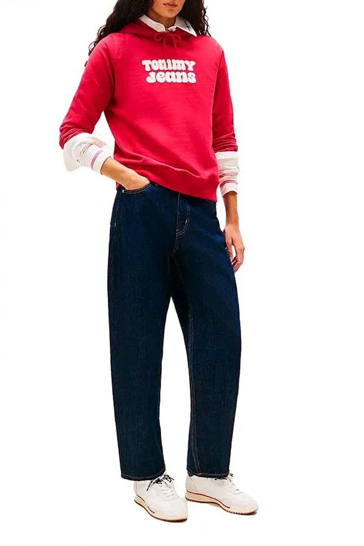 TOMMY JEANS TJW REG ESS LOGO  HOODI en color ROSA  (4)