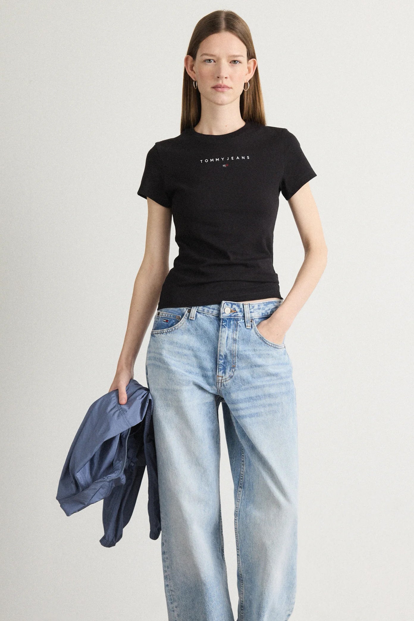 TOMMY JEANS DWDW  en color NEGRO  (3)