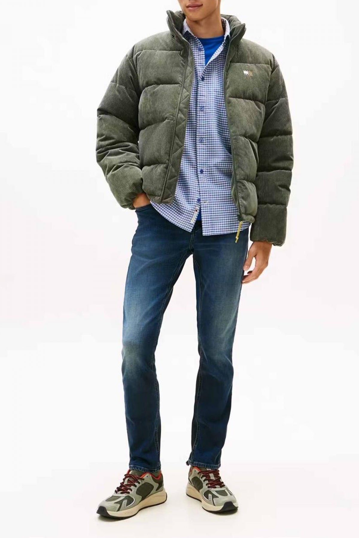 TOMMY JEANS SCANTON SLIM DI en color AZUL  (4)