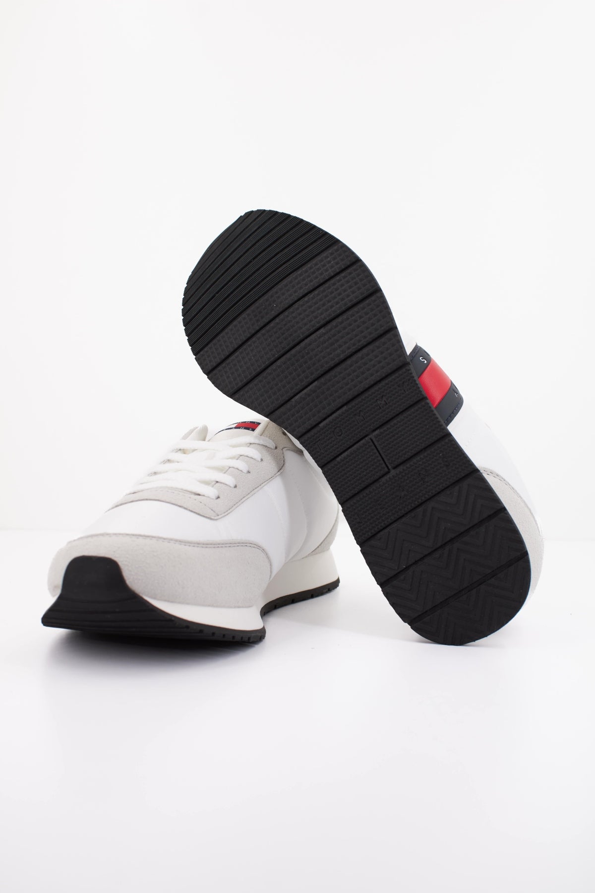 TOMMY JEANS TJM CLASSIC RUNNER en color BLANCO  (5)