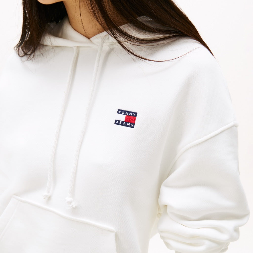 TOMMY JEANS DWDW BXY BADGE en color BLANCO  (6)
