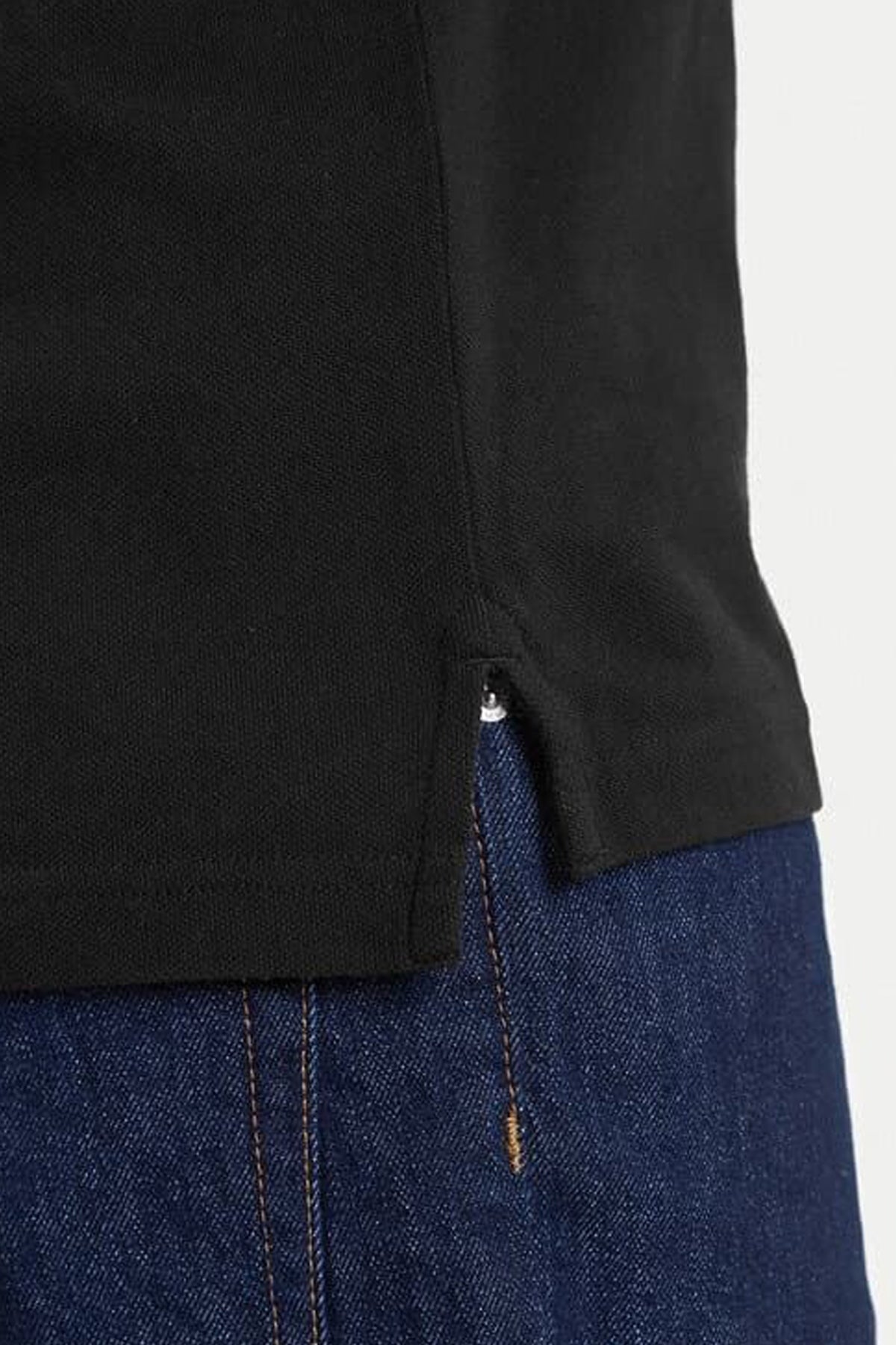 TOMMY JEANS DMDM REG ESS en color NEGRO  (2)