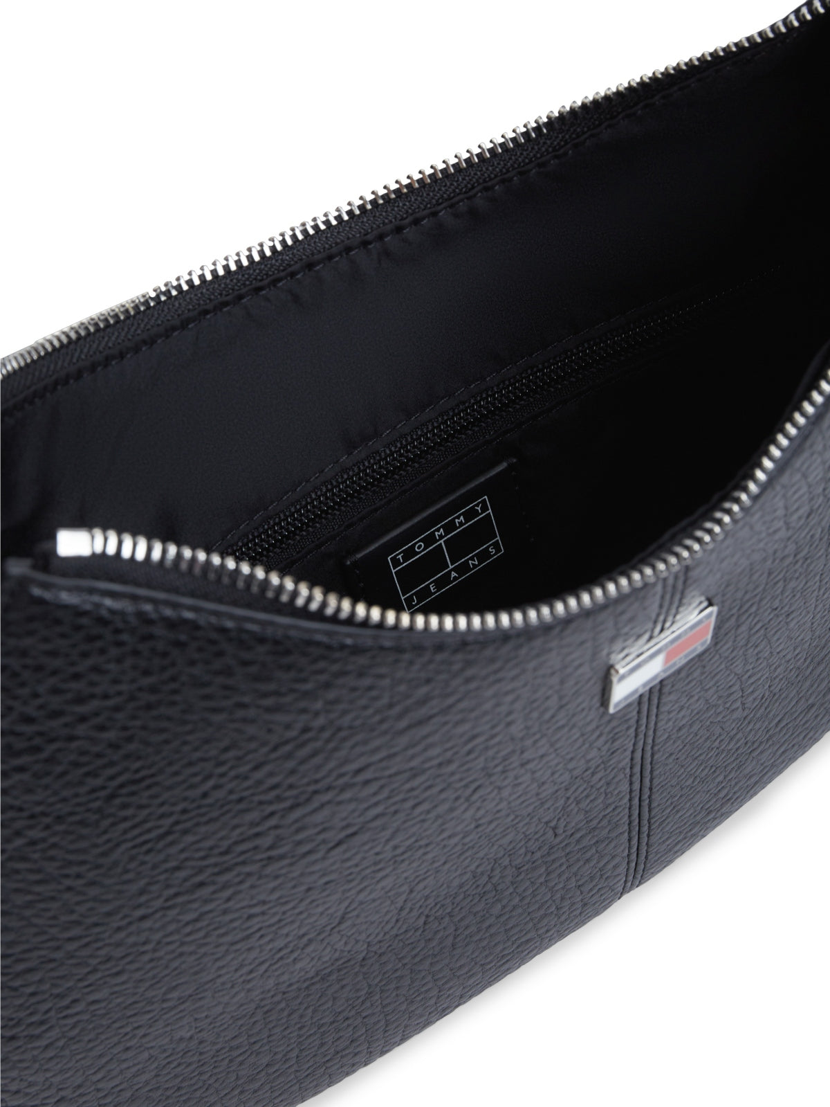 TOMMY JEANS AWAW TJW SLOUCHY CITY en color NEGRO  (4)