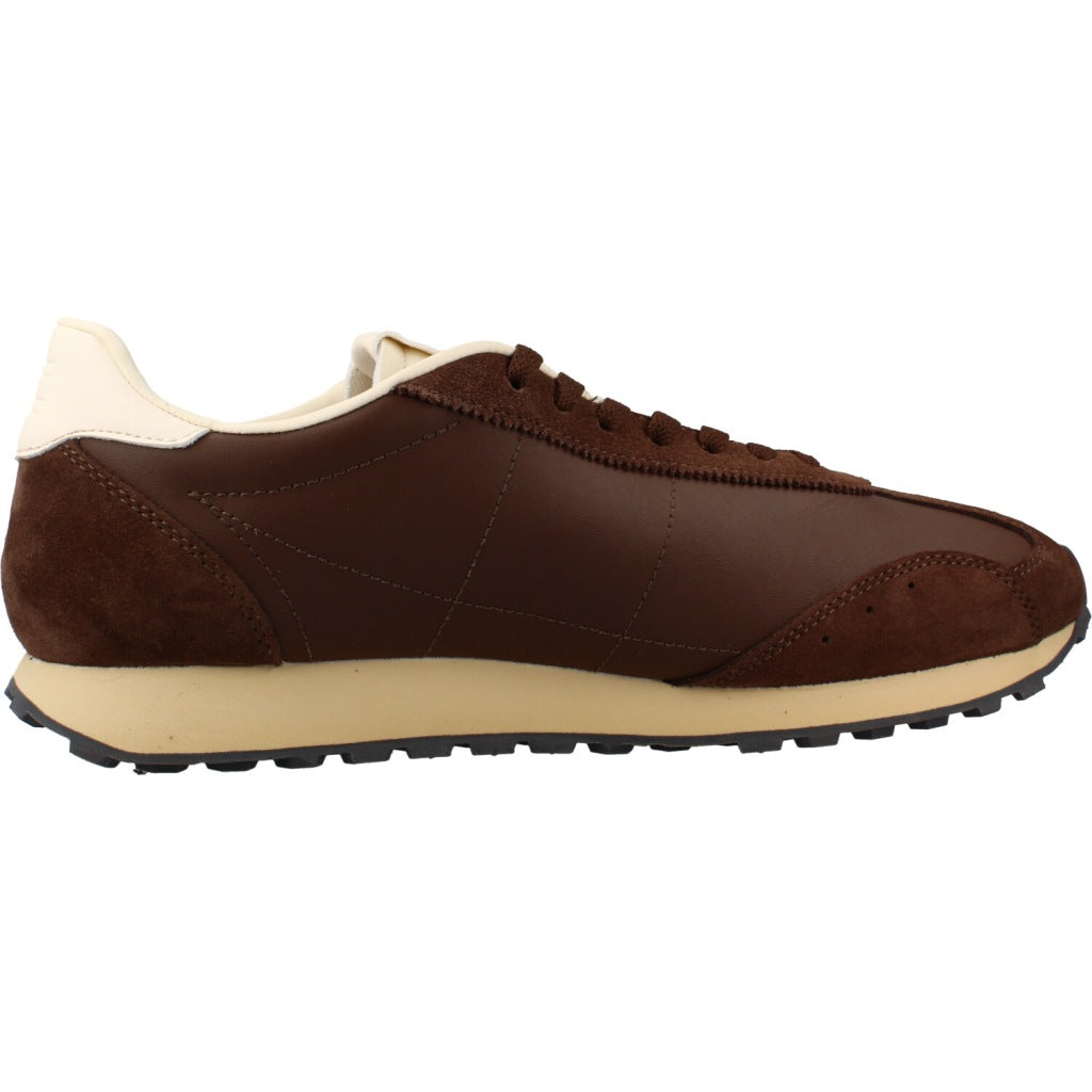 TOMMY JEANS RETRO RUNNER ARCHIVE en color MARRON  (4)
