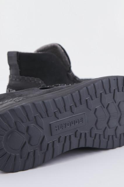 HEY DUDE DENNY SUEDE en color NEGRO  (4)