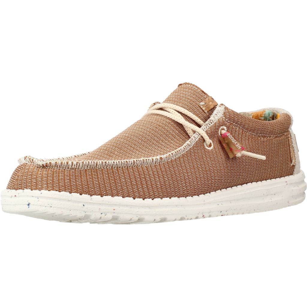 HEY DUDE WALLY ECO en color MARRON CLARO  (1)