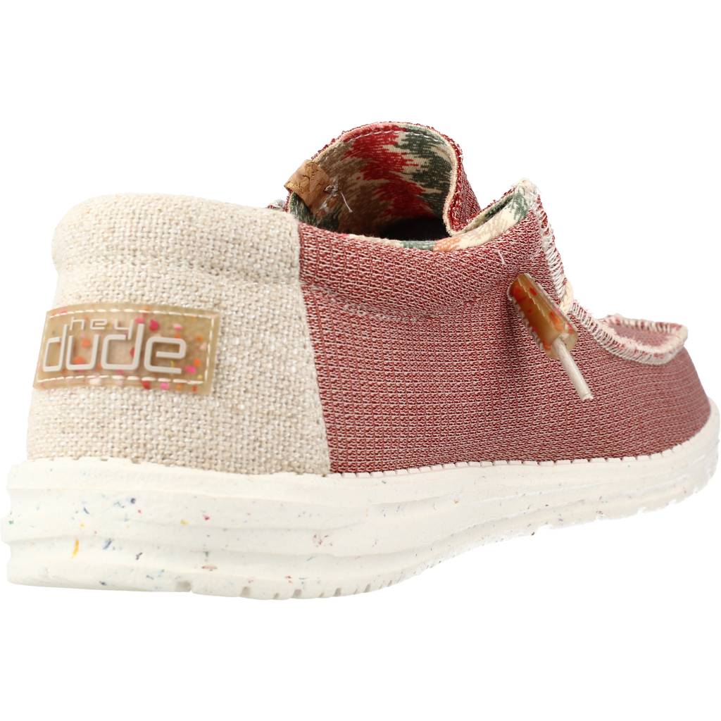 HEY DUDE WALLY ECO en color BURDEOS  (3)