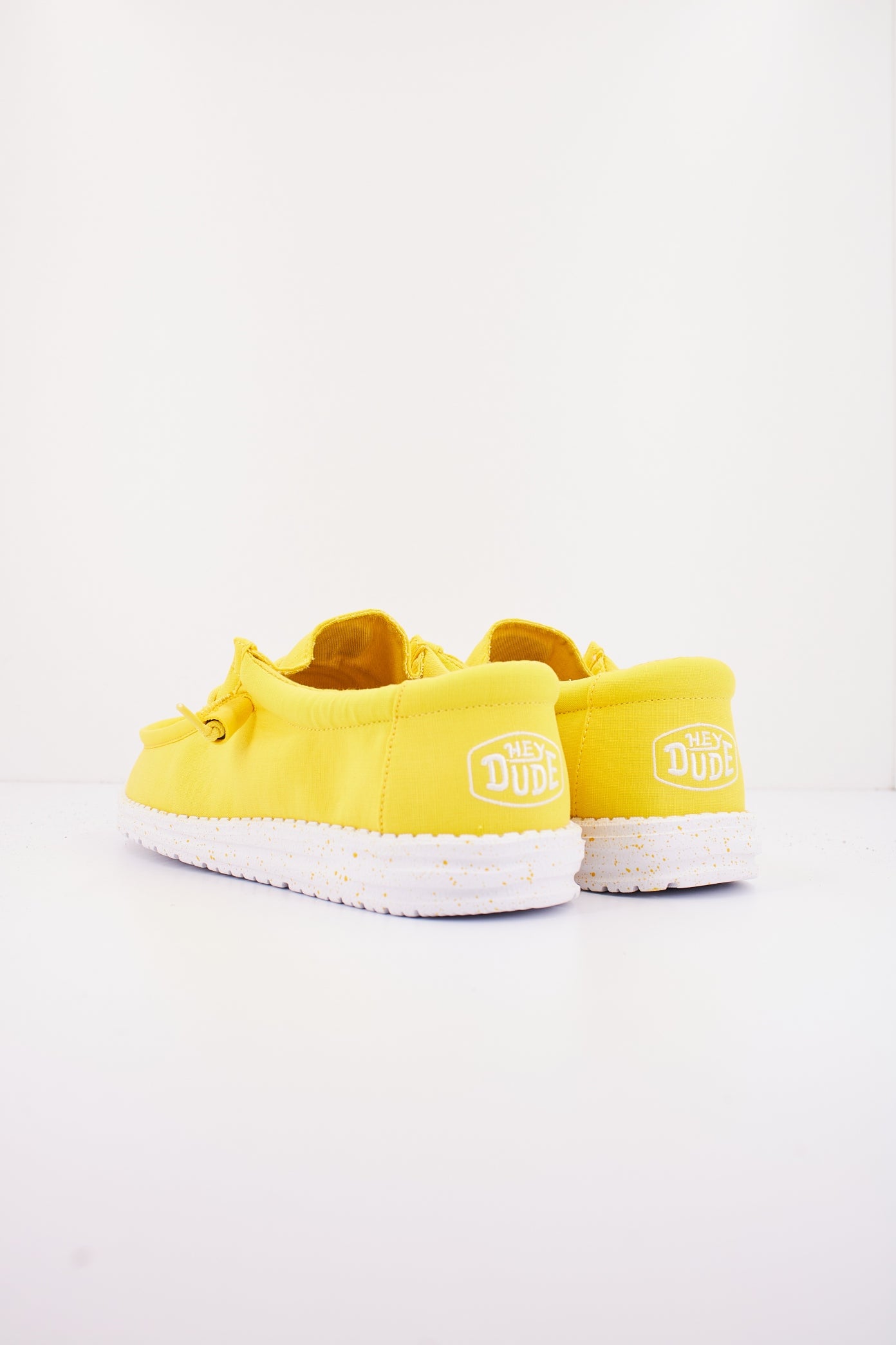 HEY DUDE WALLY SLUB CANVAS en color AMARILLO  (3)