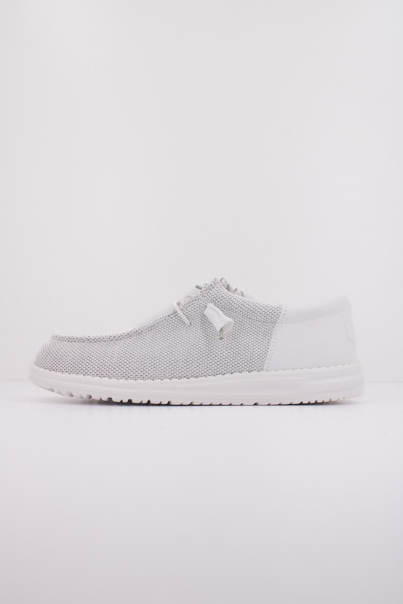 HEY DUDE WALLY FUNK MONO en color BLANCO  (1)