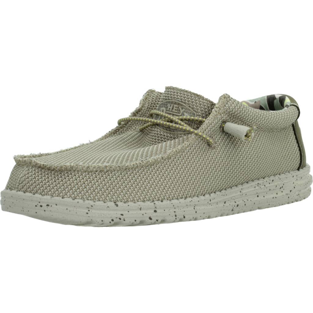 HEY DUDE WALLY SOX TRIPLE NEEDLE en color BEIS  (1)