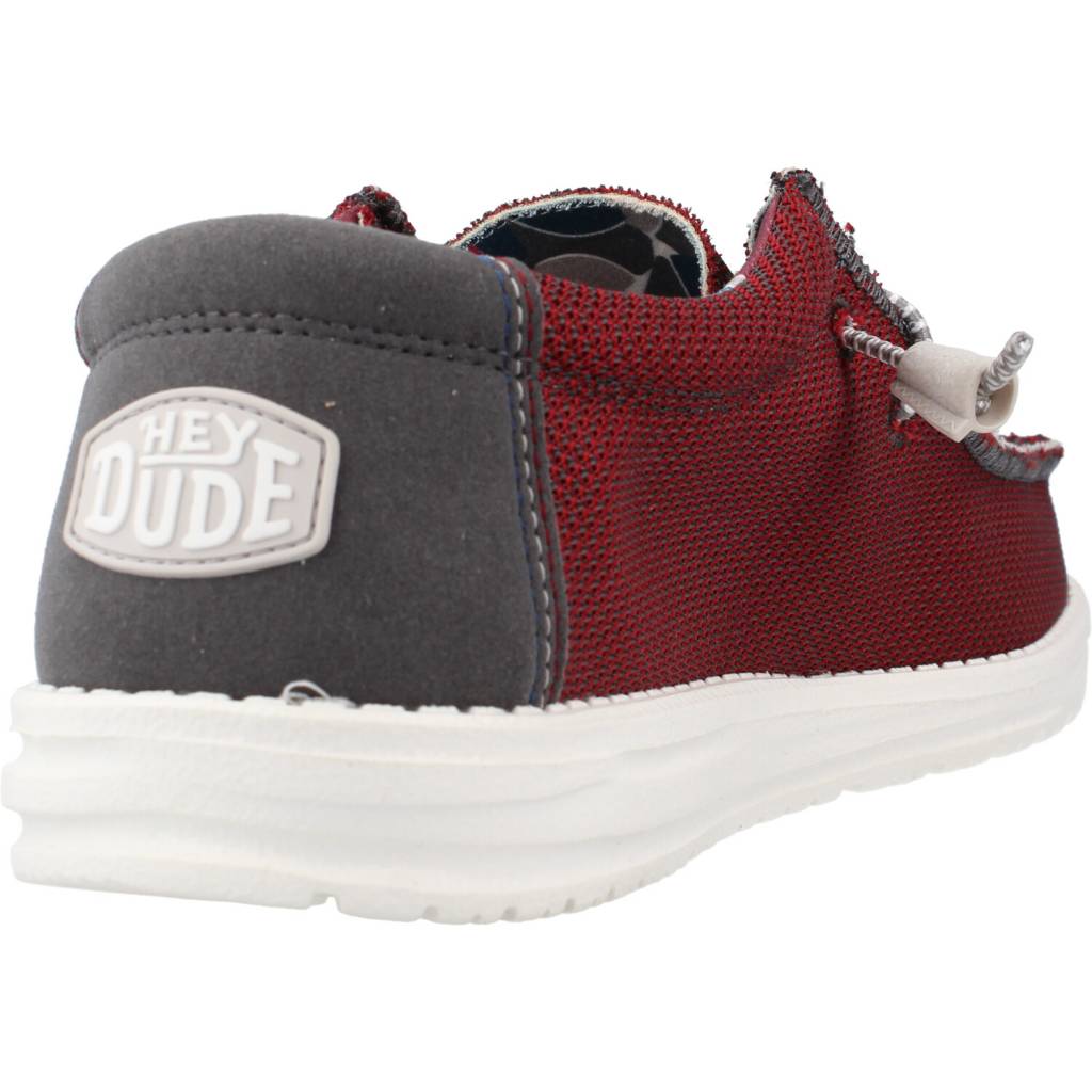 HEY DUDE H en color ROJO  (3)