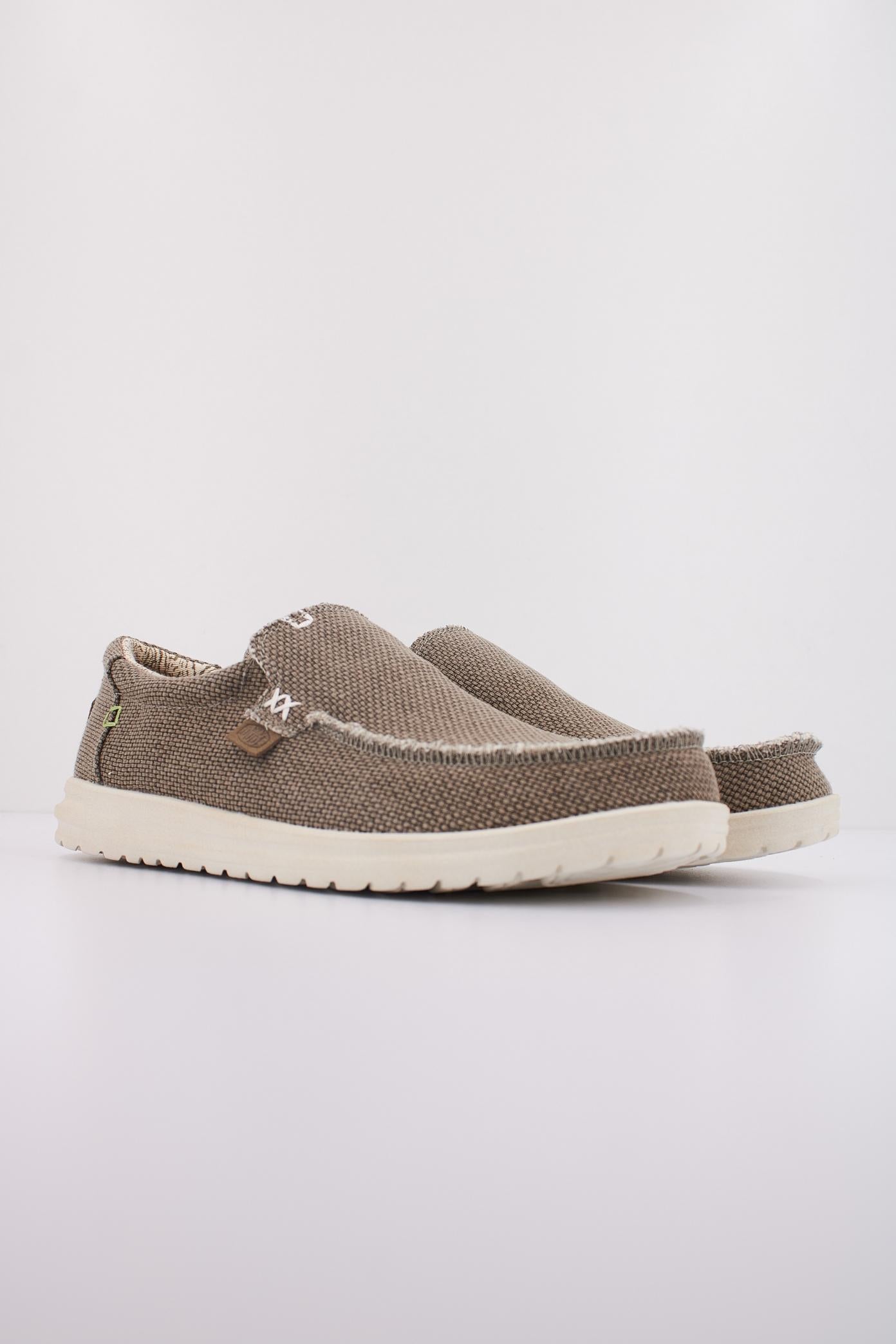 HEY DUDE MIKKA BRAIDED en color MARRON  (2)