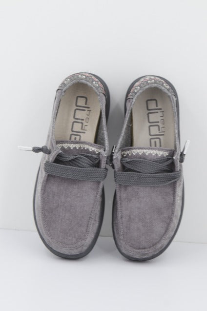 HEY DUDE WENDY RISE FLORA en color GRIS  (1)