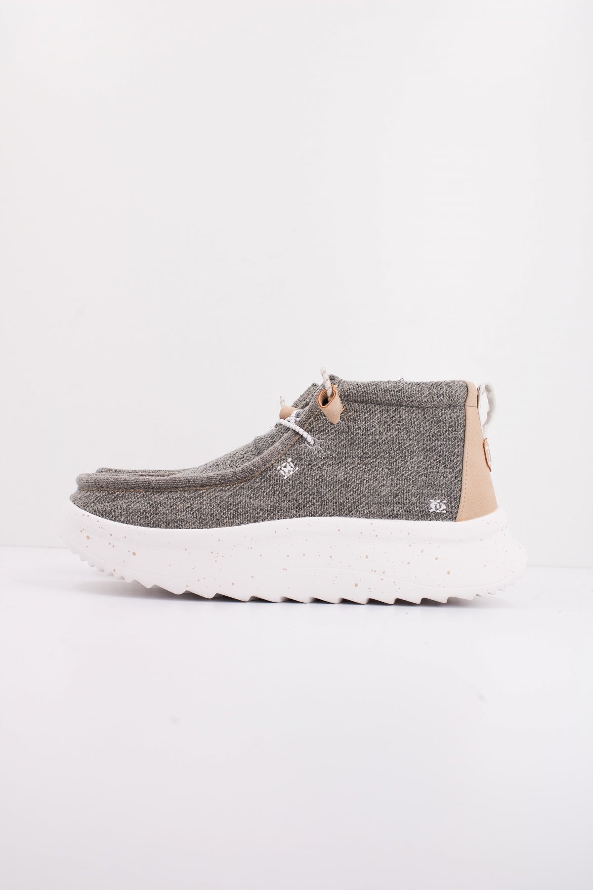HEY DUDE WENDY PEAK en color GRIS  (1)