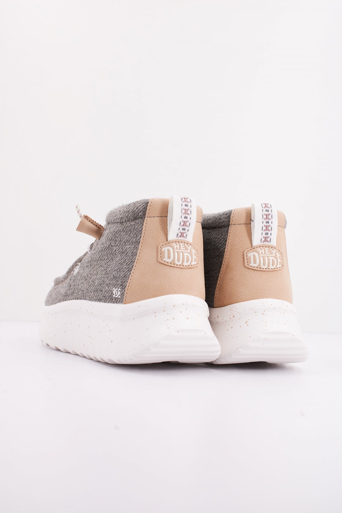 HEY DUDE WENDY PEAK en color GRIS  (4)