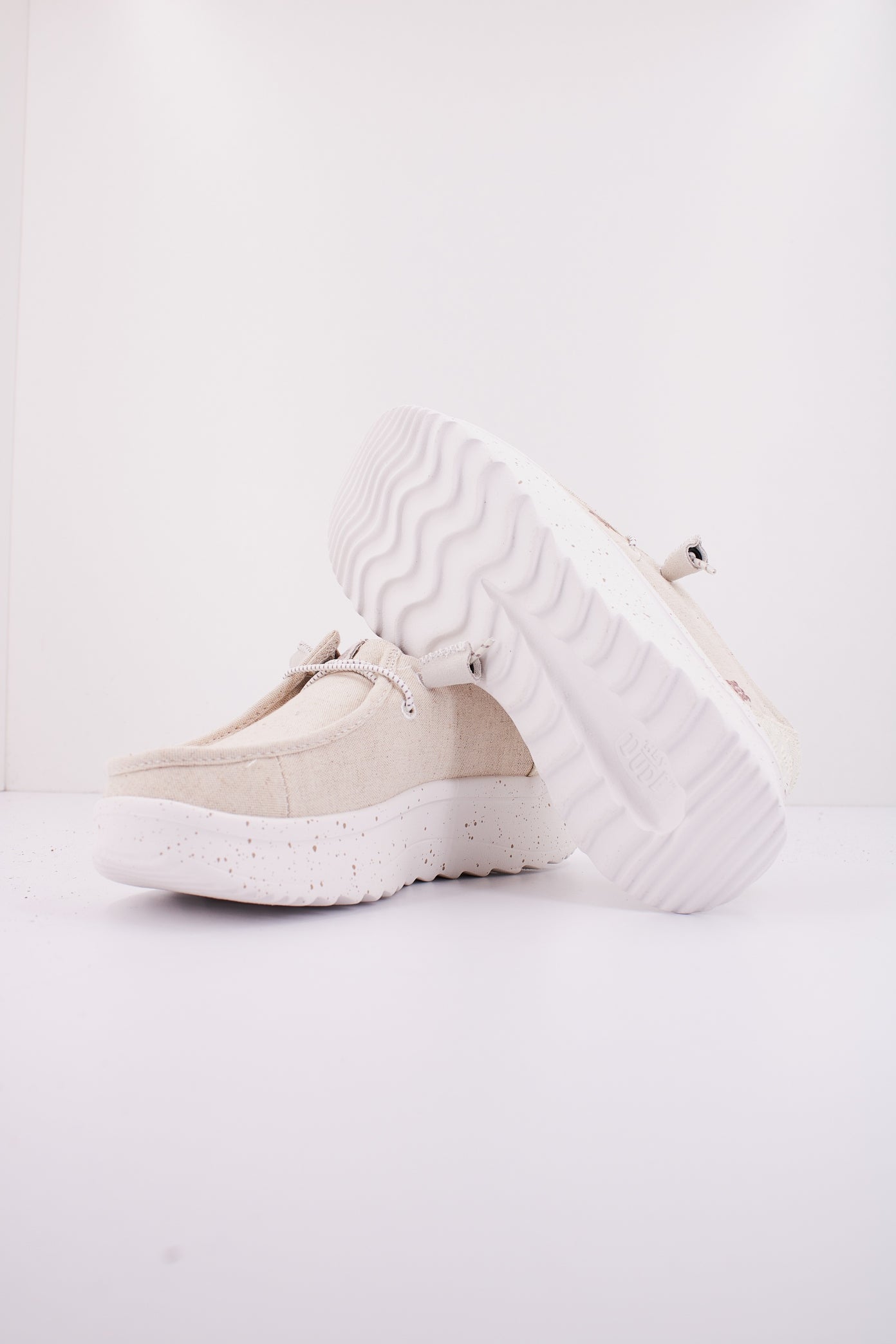 HEY DUDE WENDY PEAK CHAMBRAY en color BEIS  (4)