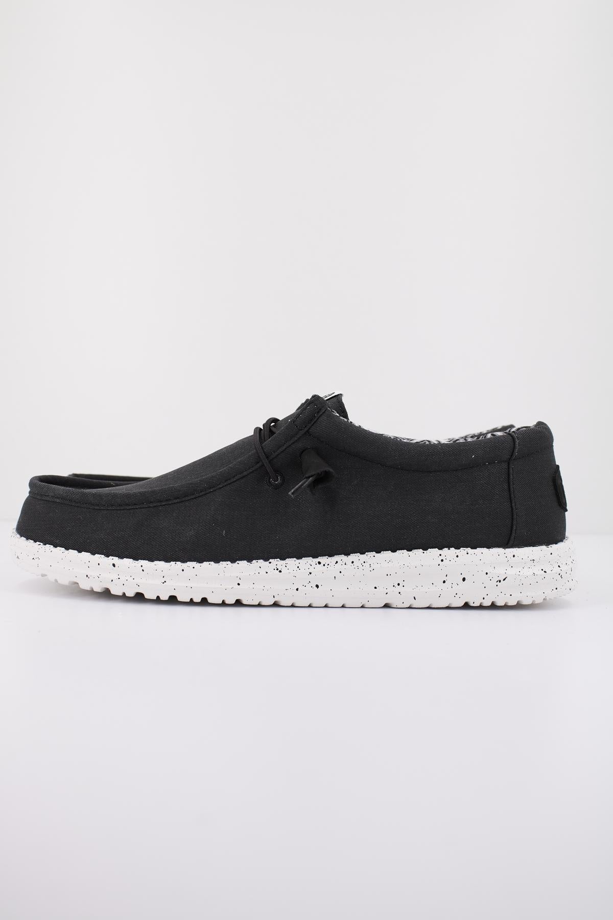 HEY DUDE WALLY STRETCH CANVAS en color NEGRO  (1)