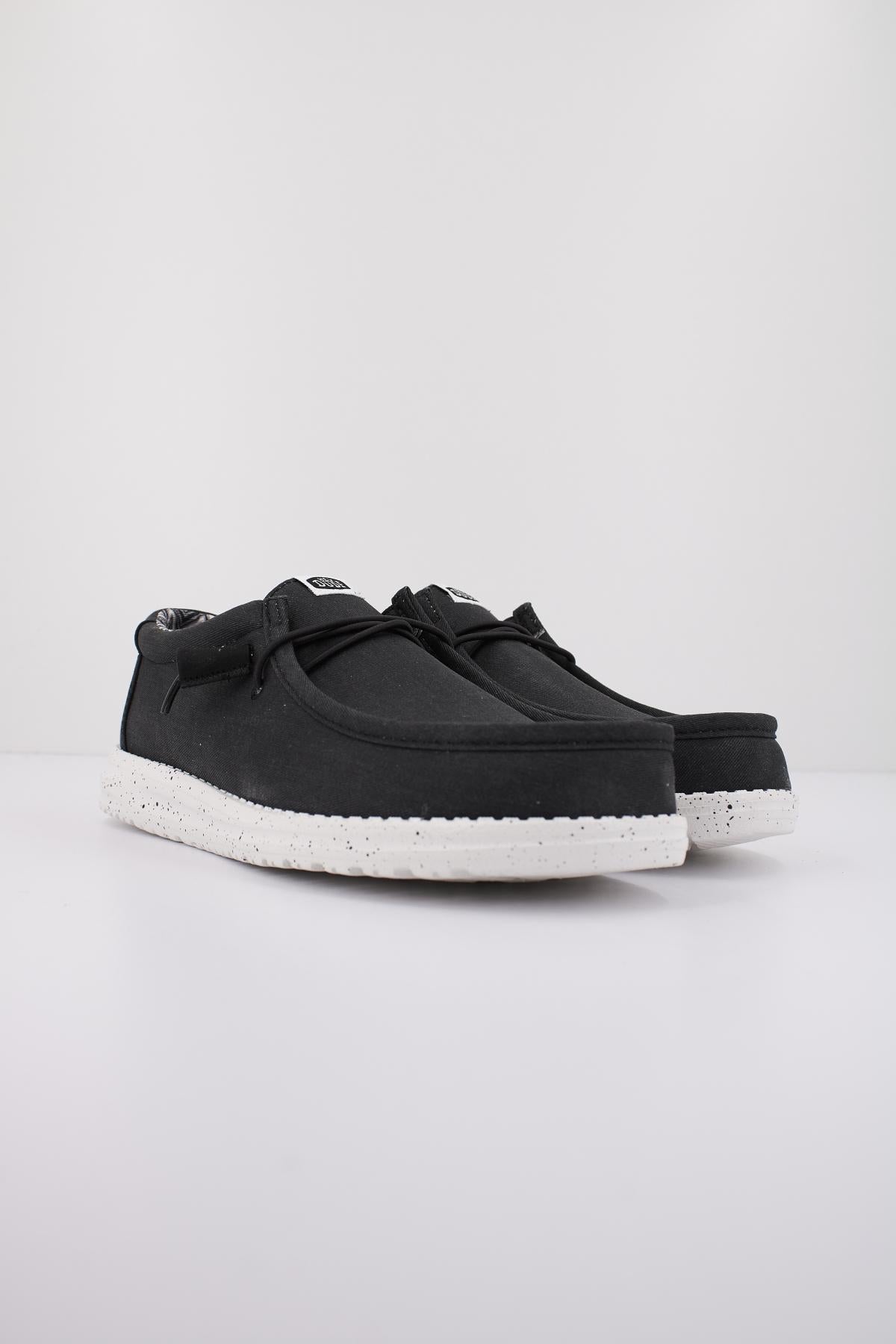 HEY DUDE WALLY STRETCH CANVAS en color NEGRO  (2)