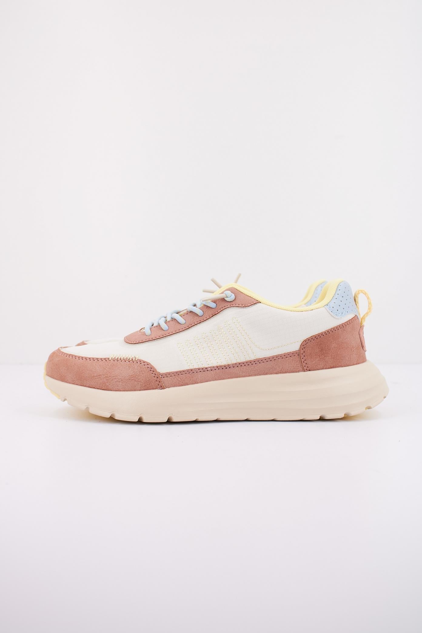 HEY DUDE SIROCCO ALTA W COLORBLOC en color MARRON CLARO  (1)