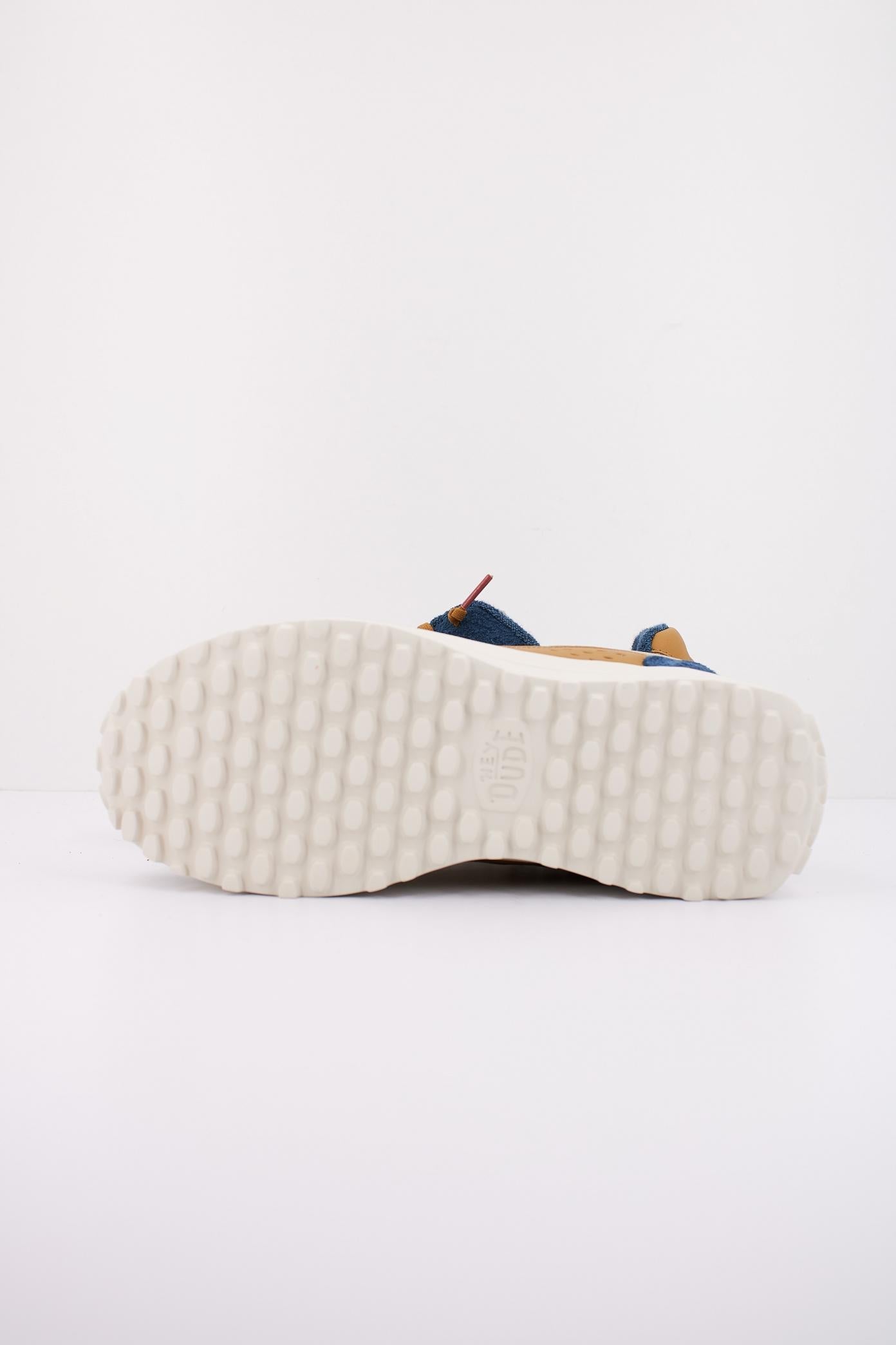 HEY DUDE HAYDEN CRAFT en color MARRON  (5)
