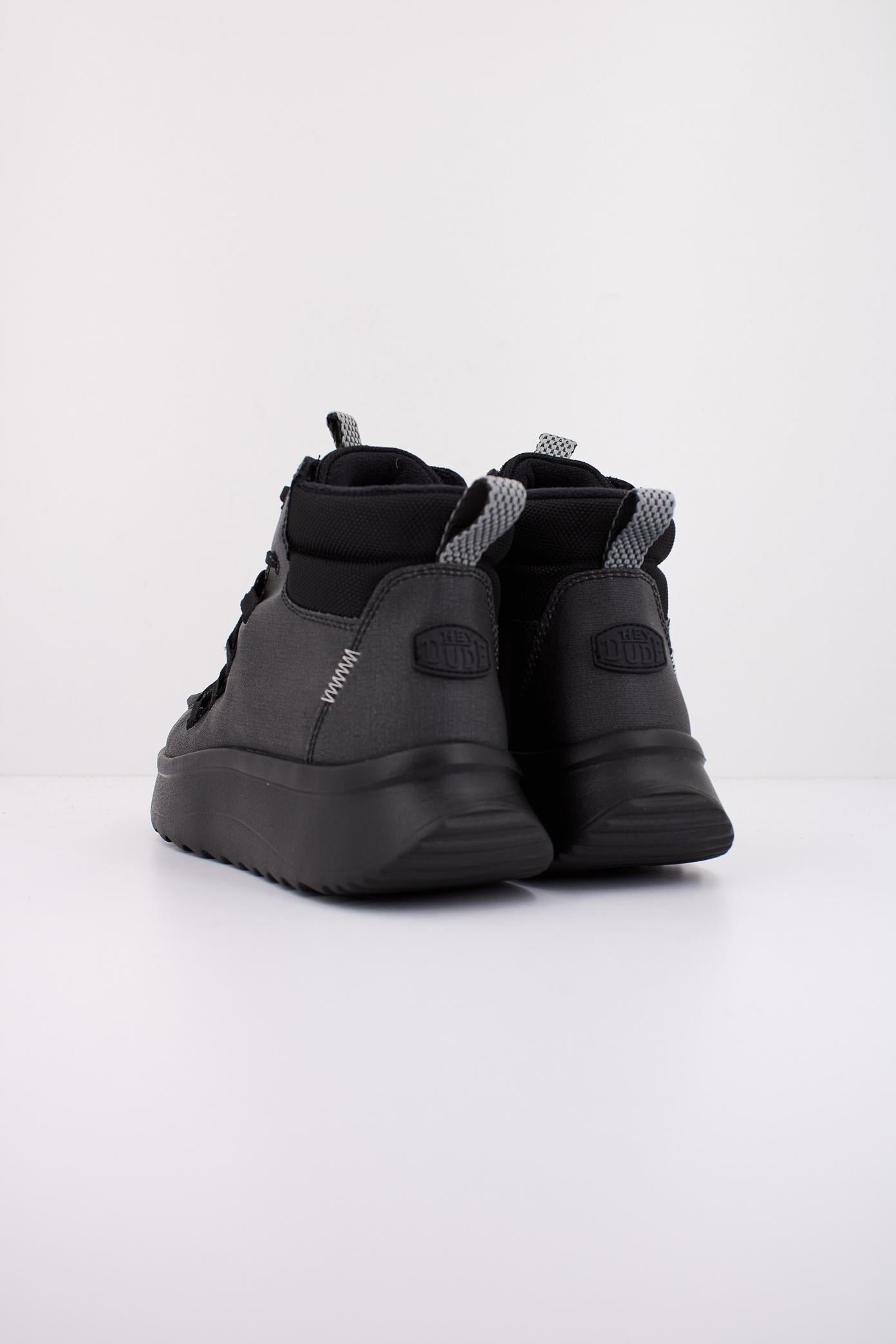HEY DUDE  WENDY APRES COATED TWILL en color GRIS  (4)