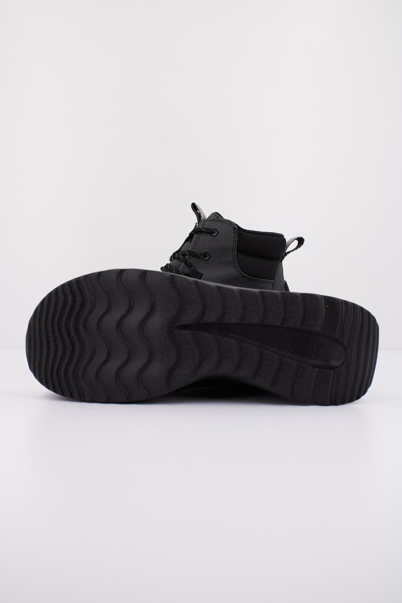 HEY DUDE  WENDY APRES COATED TWILL en color GRIS  (5)