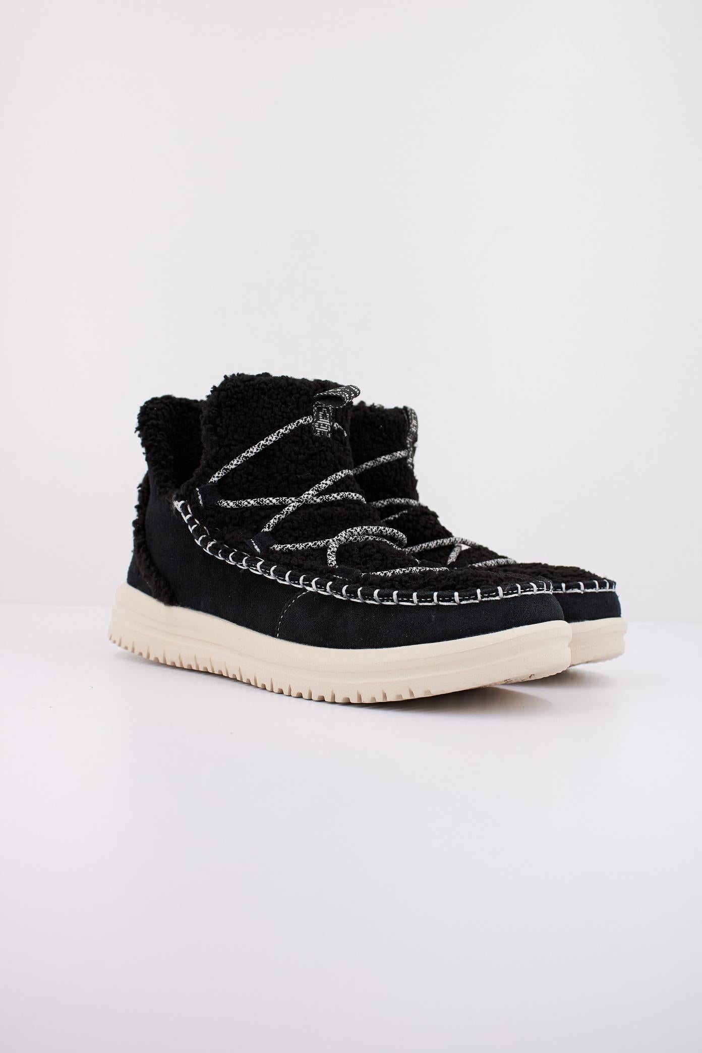 HEY DUDE CAMDEN SUEDE COZY en color NEGRO  (2)
