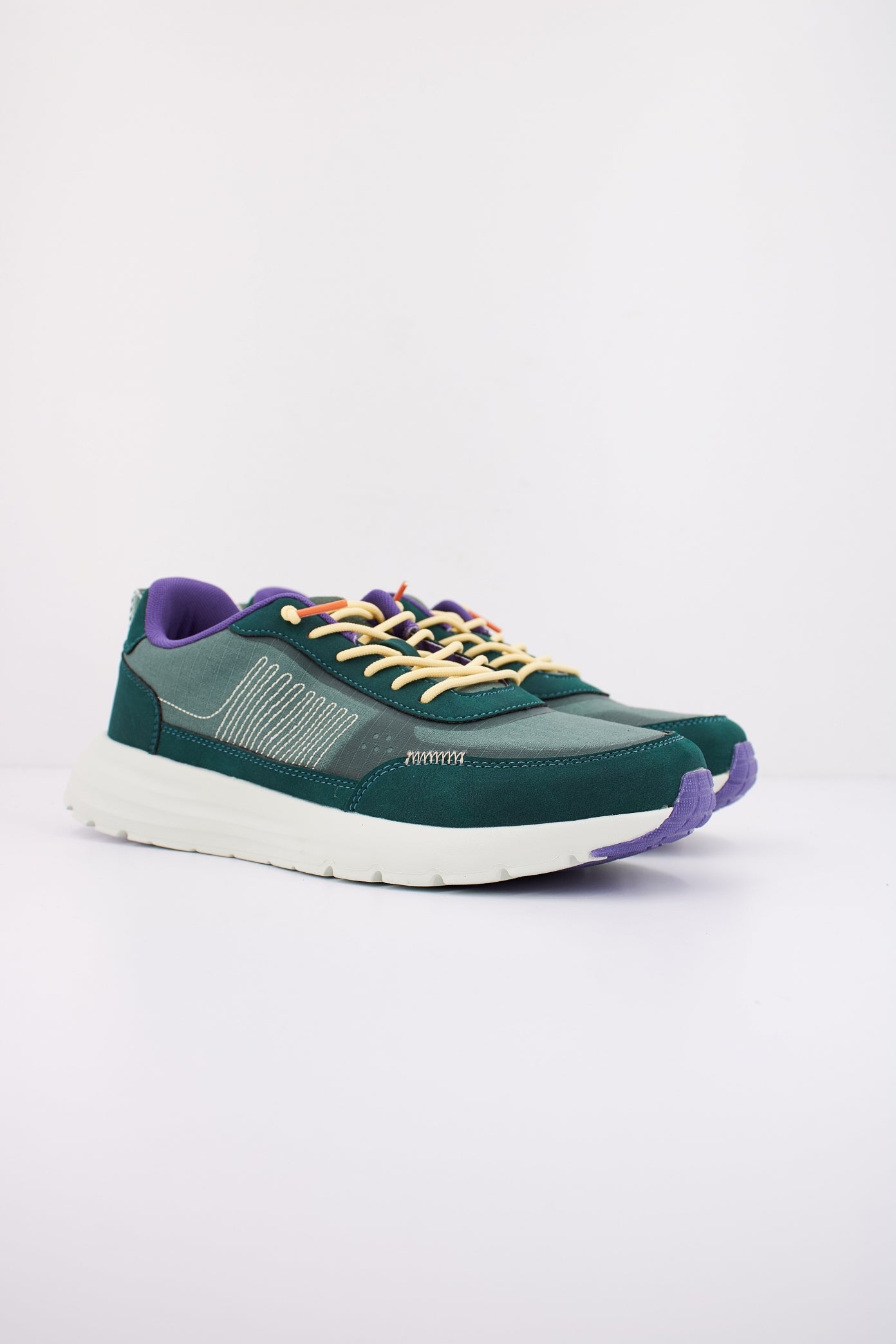 HEY DUDE SIROCCO ALTA HYPE en color VERDE  (2)