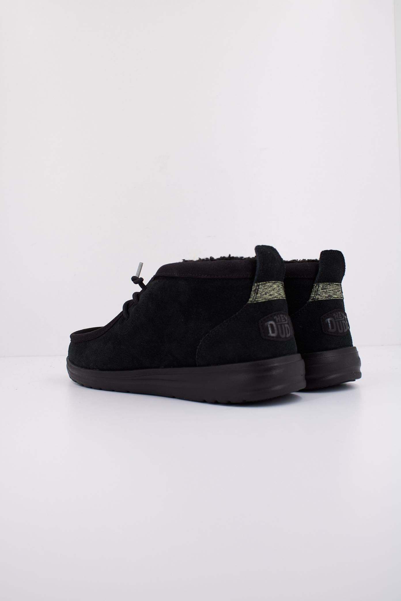 HEY DUDE WALLY MID GRIP R WARMTH en color NEGRO  (4)