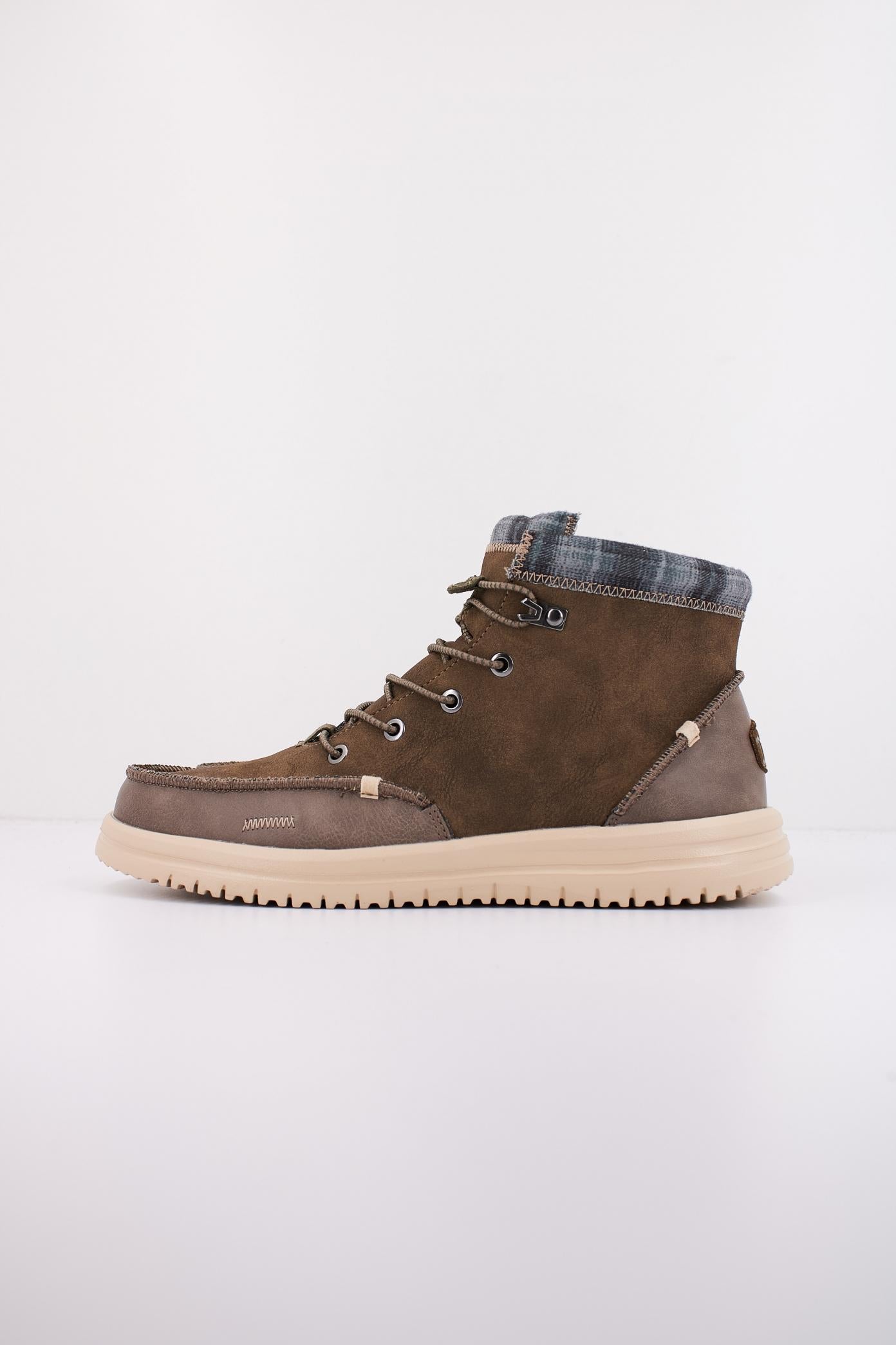 HEY DUDE BRADLEY CLASSIC en color VERDE  (1)