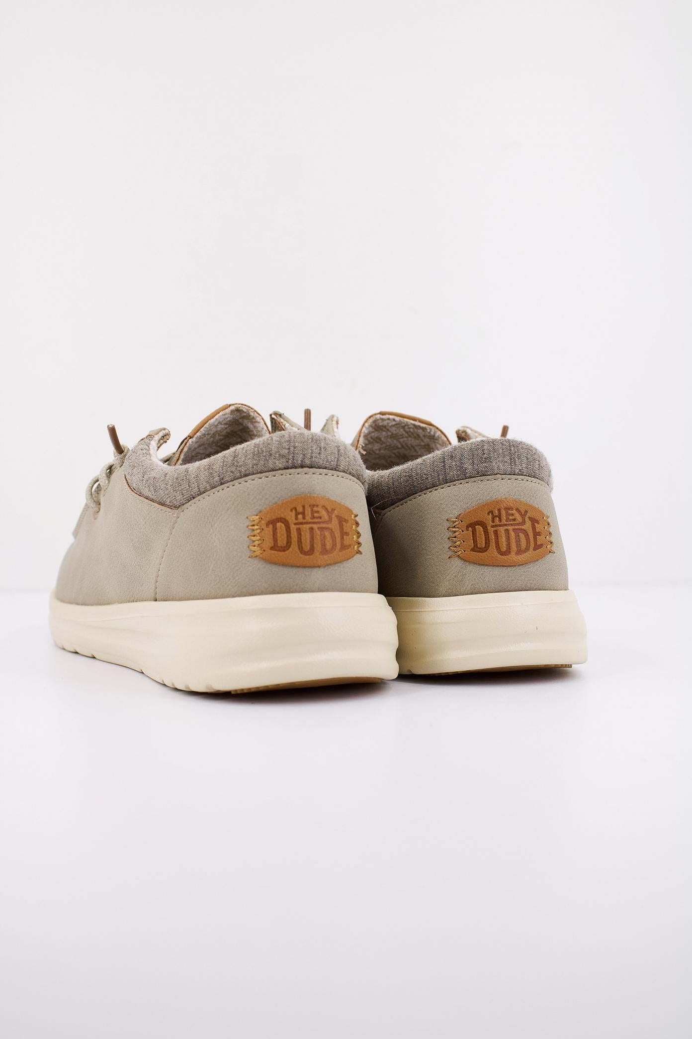 HEY DUDE PAUL CLASSIC en color GRIS  (4)