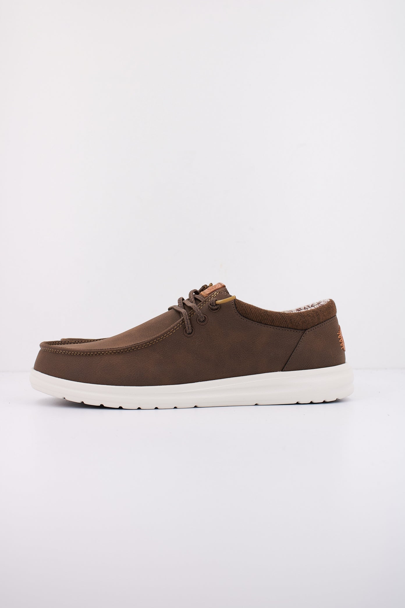 HEY DUDE PAUL CLASSIC en color MARRON  (1)