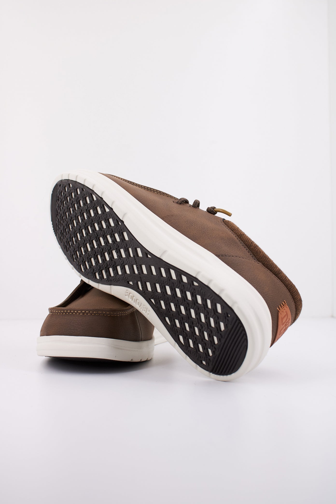 HEY DUDE PAUL CLASSIC en color MARRON  (5)