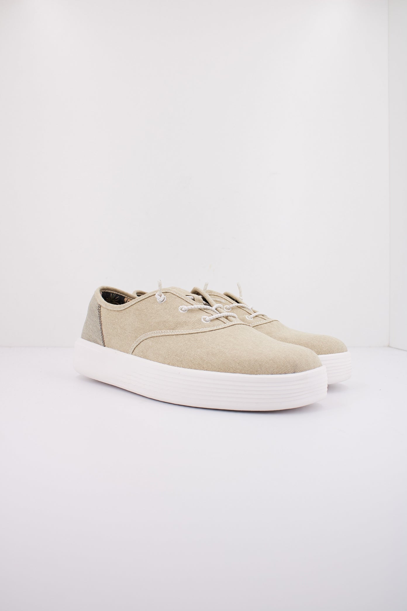 HEY DUDE CONWAY CRAFT LINEN en color BEIS  (2)