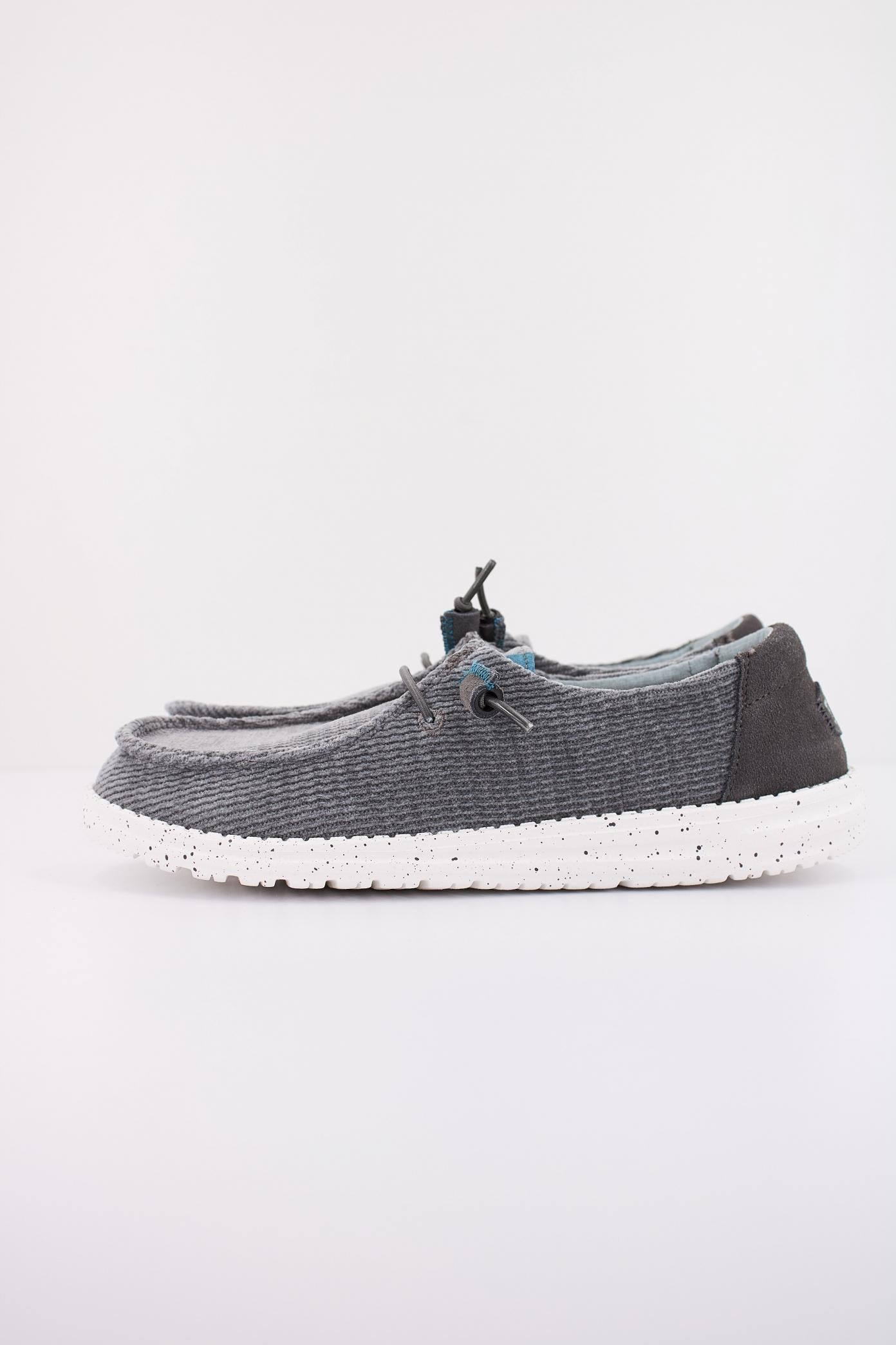 HEY DUDE WAVE CORDUROY en color GRIS  (1)