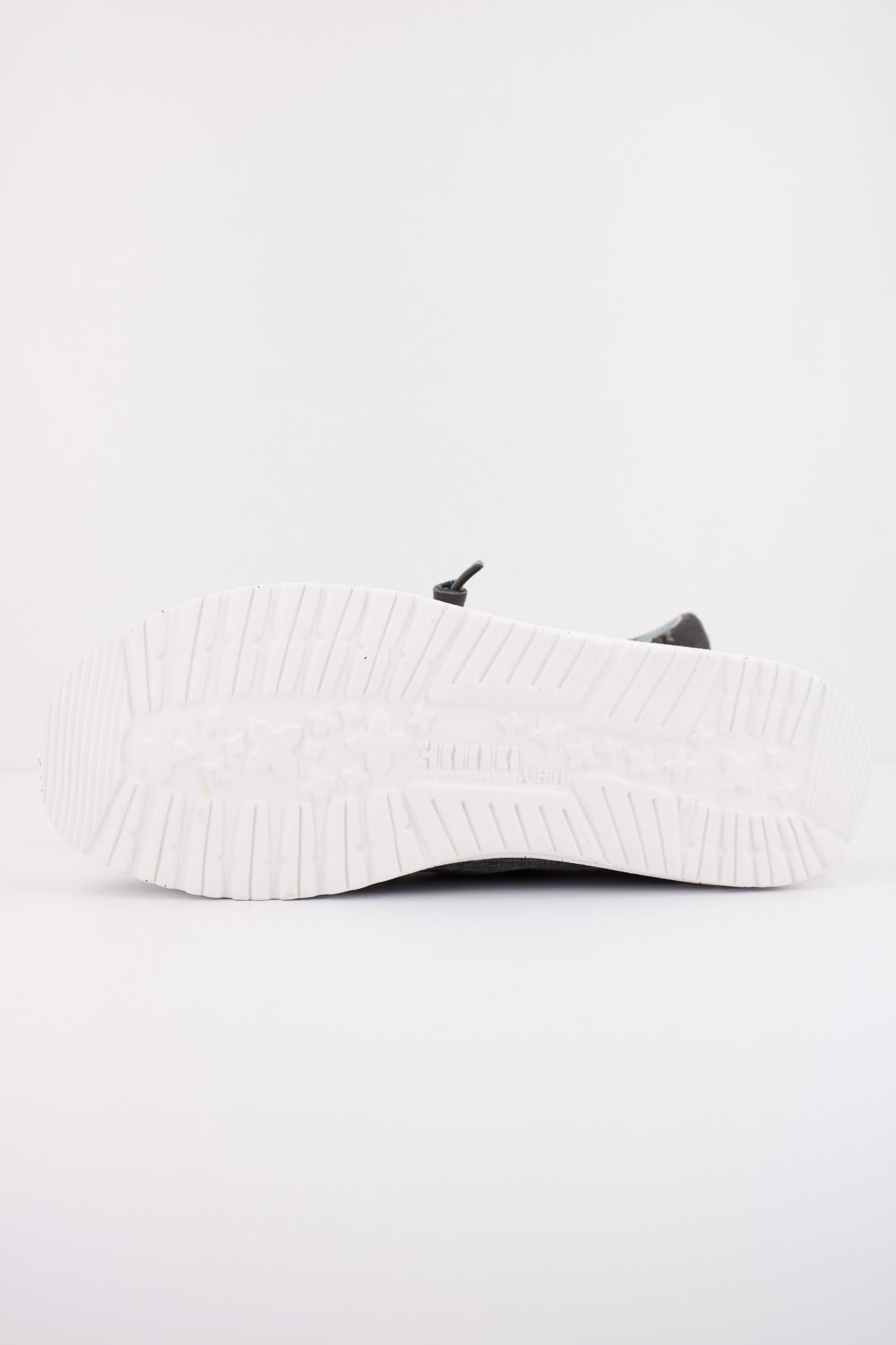 HEY DUDE WAVE CORDUROY en color GRIS  (5)