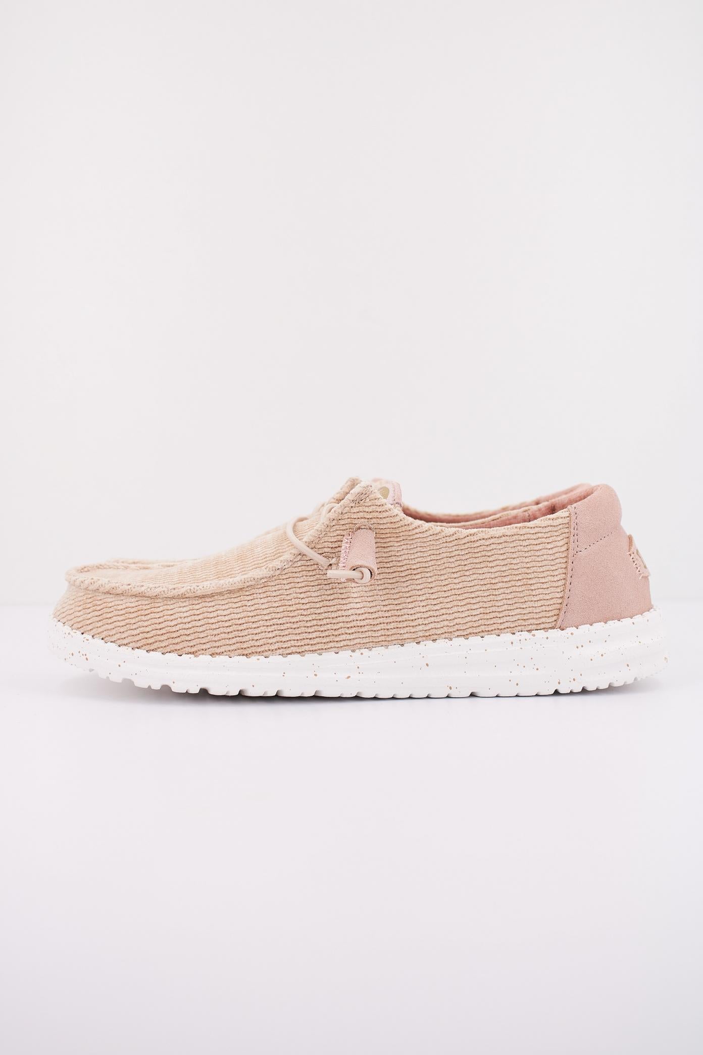 HEY DUDE WAVE CORDUROY en color NUDE  (1)