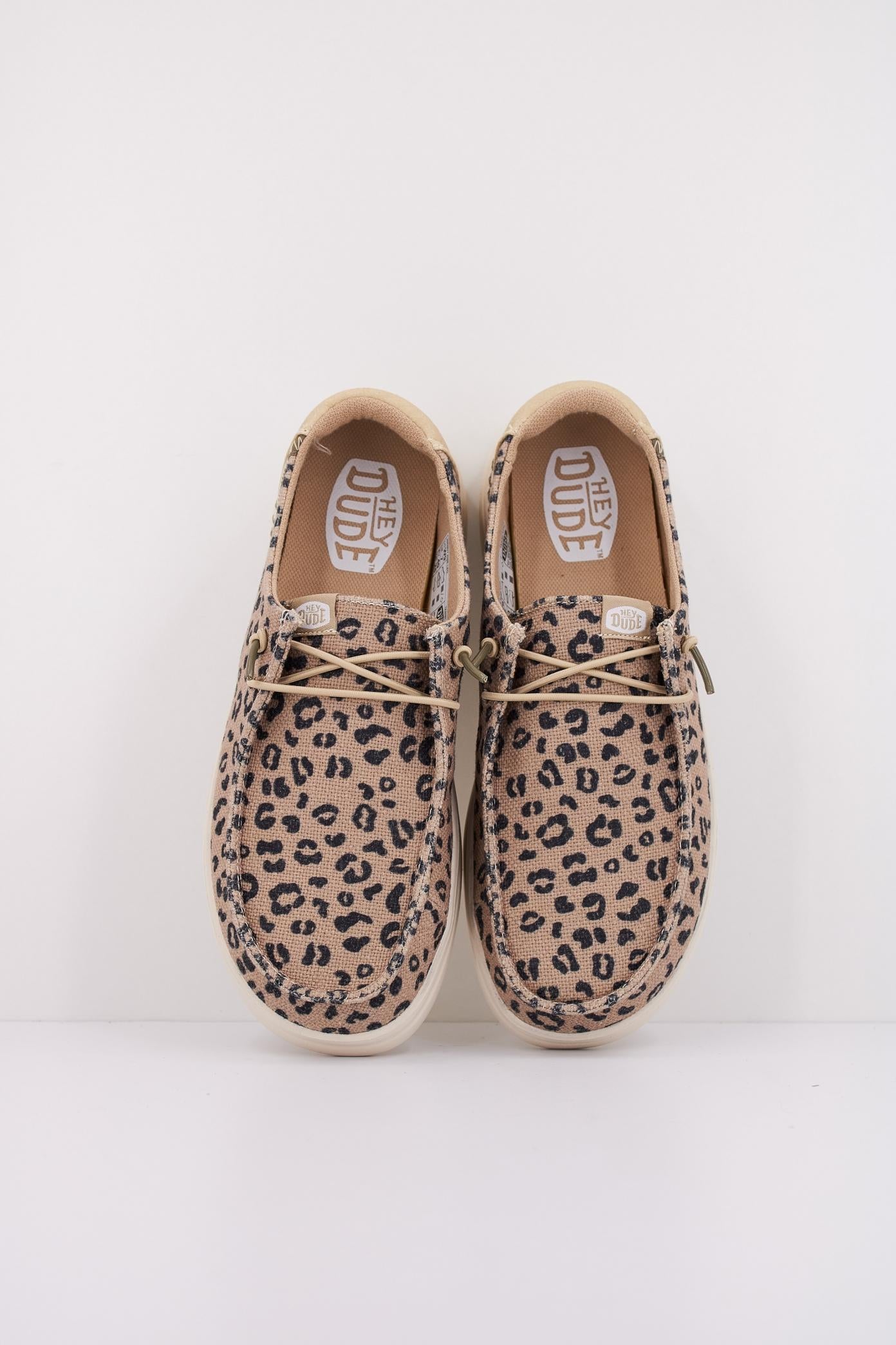 HEY DUDE WENDY RISE LEO en color ANIMAL PRINT  (3)