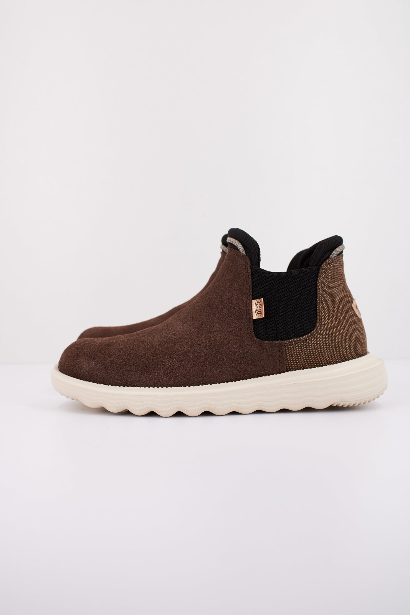 HEY DUDE BRANSON BOOT SUEDE en color MARRON  (1)