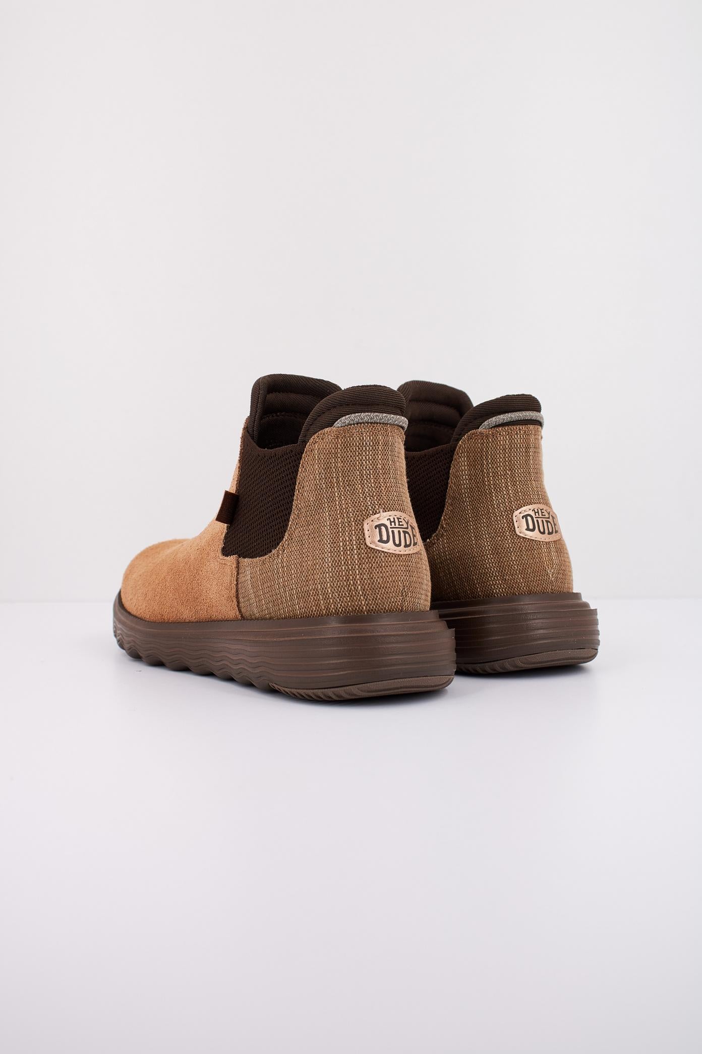 HEY DUDE  BRANSON BOOT SUEDE en color MARRON  (4)