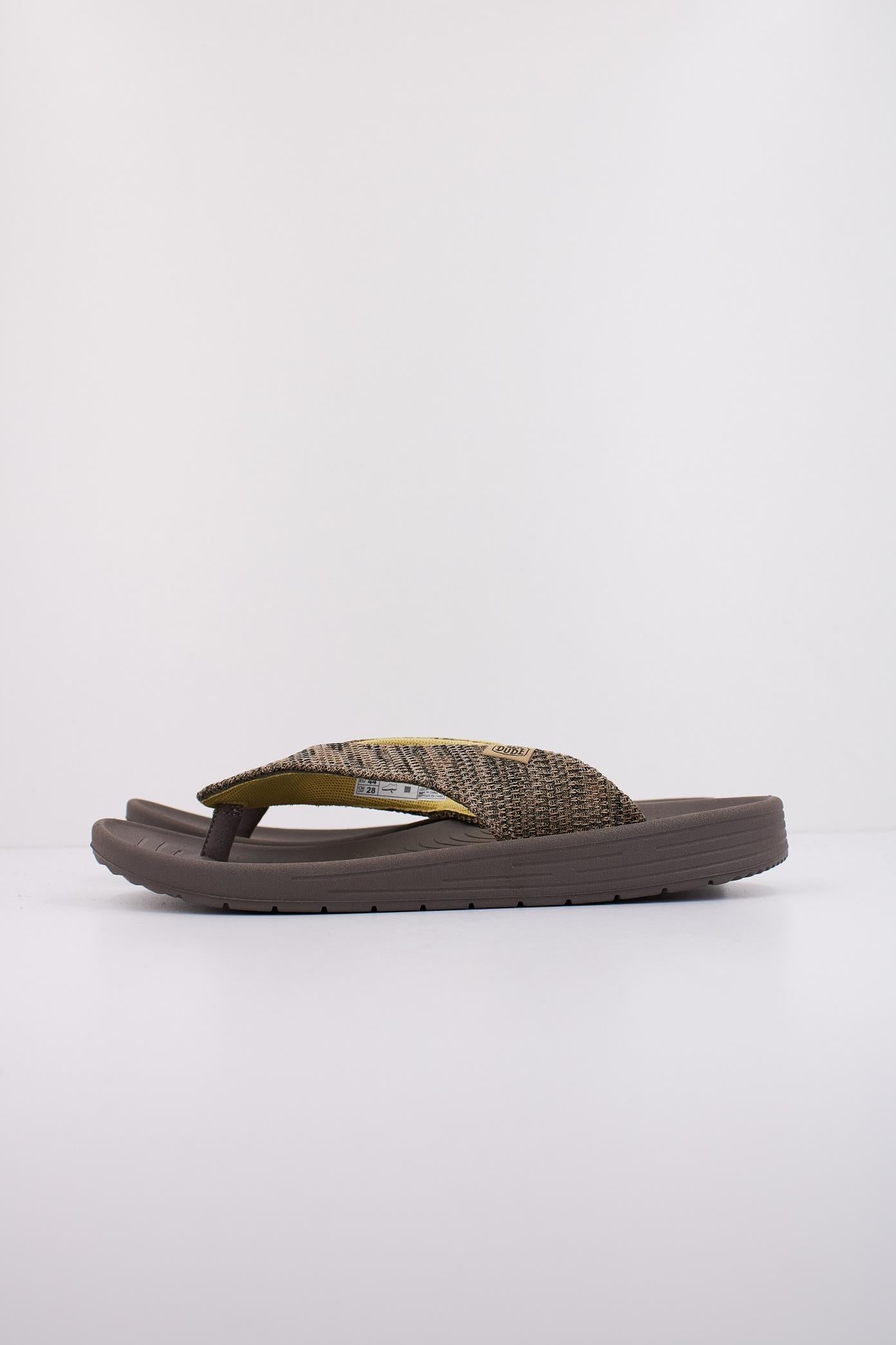 HEY DUDE MILO en color MARRON CLARO  (1)