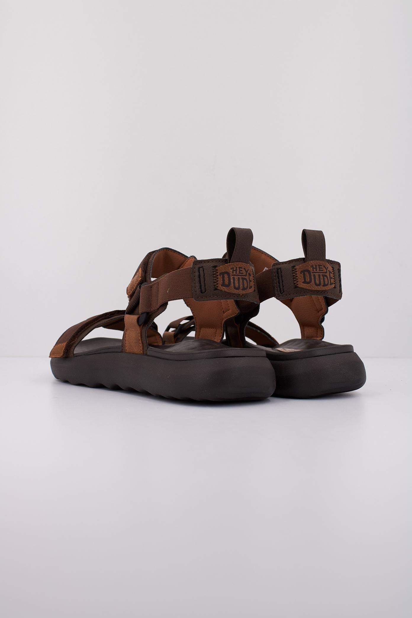 HEY DUDE COLLINS en color MARRON  (4)