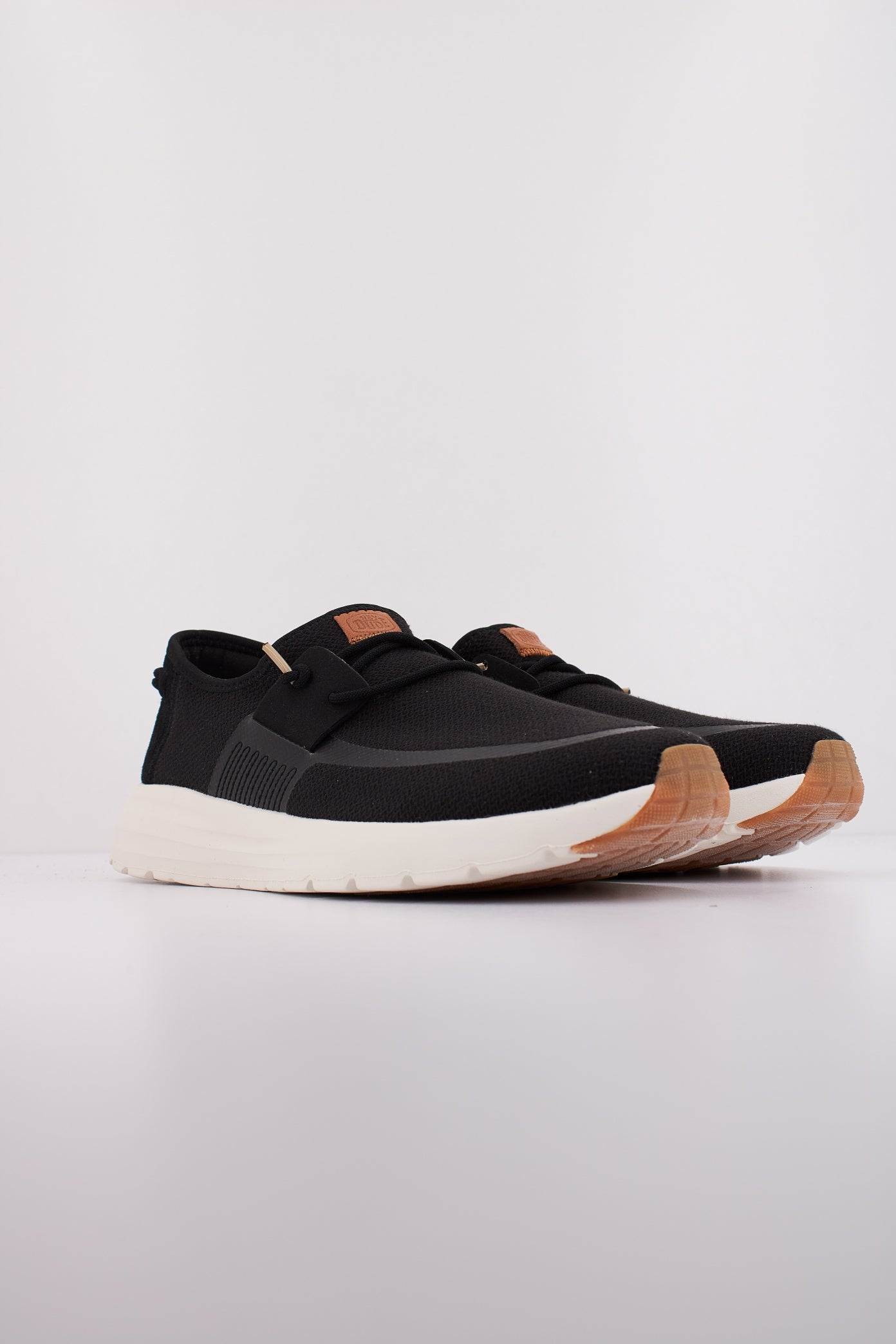 HEY DUDE SIROCCO M NEUTRALS en color NEGRO  (2)