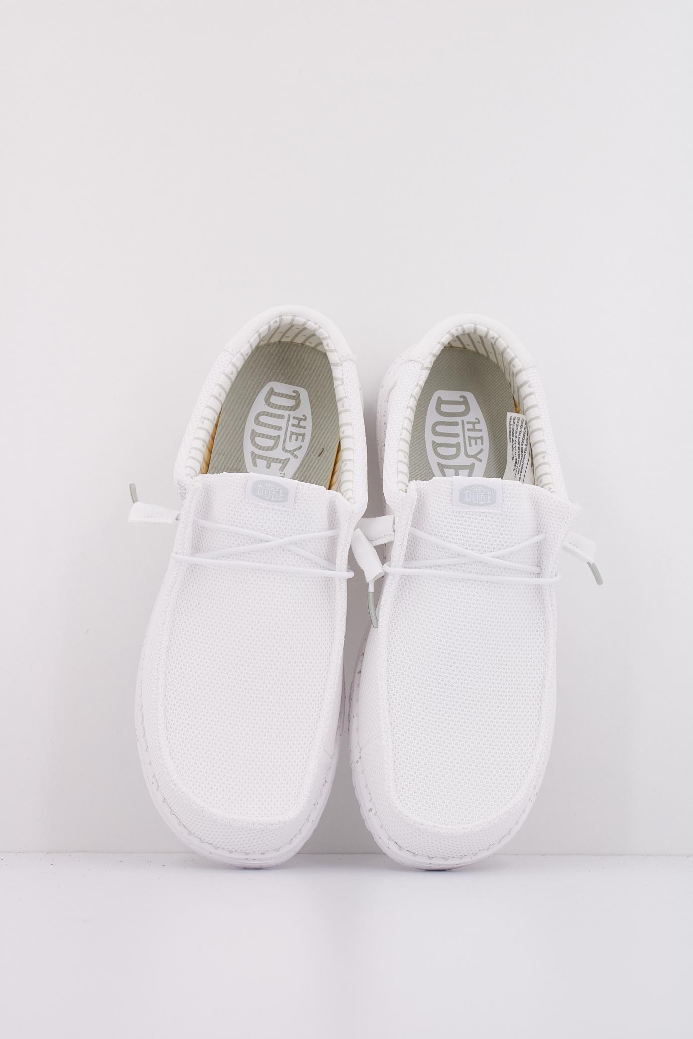 HEY DUDE WALLY STRETCH SOX en color BLANCO  (3)